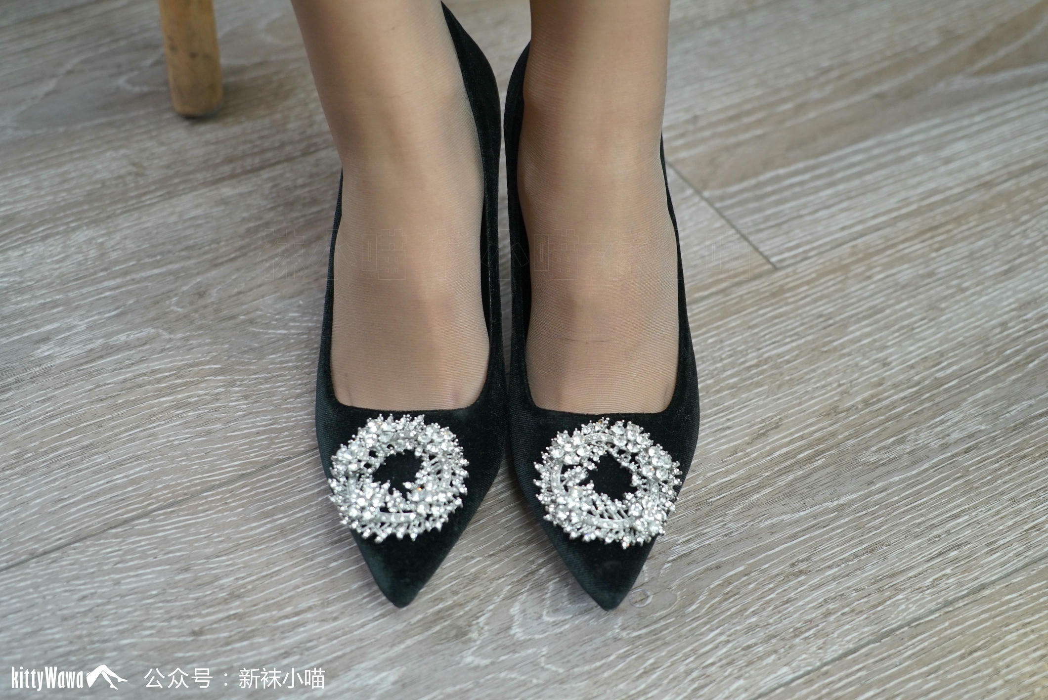 袜小喵 KT090 时尚职业装 [60P+67M]_第1集