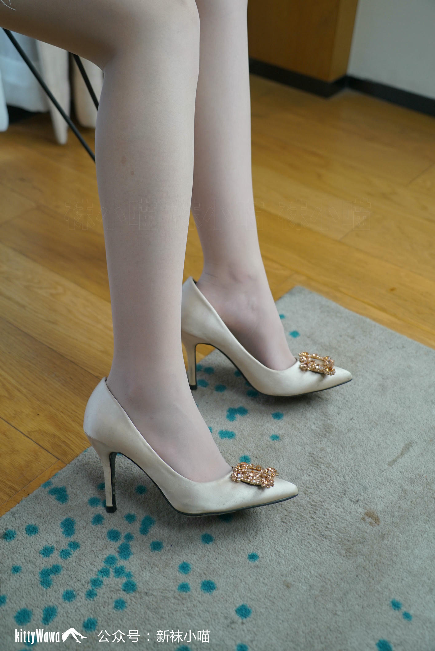 袜小喵 KT098 白色羽衣 [60P+50M]_第1集