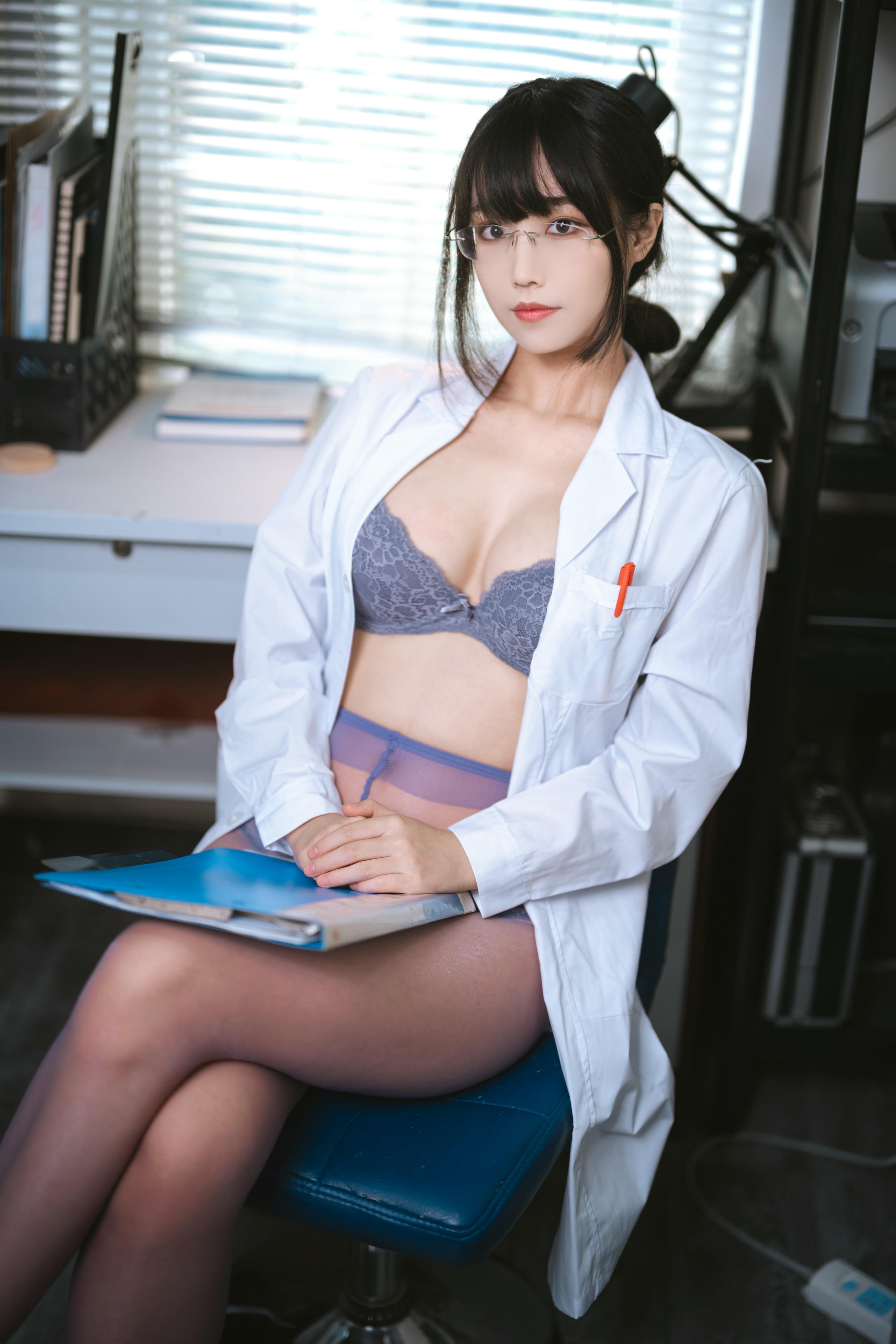 汪知子 NO.014 医生姐姐[34P-192M]_第1集