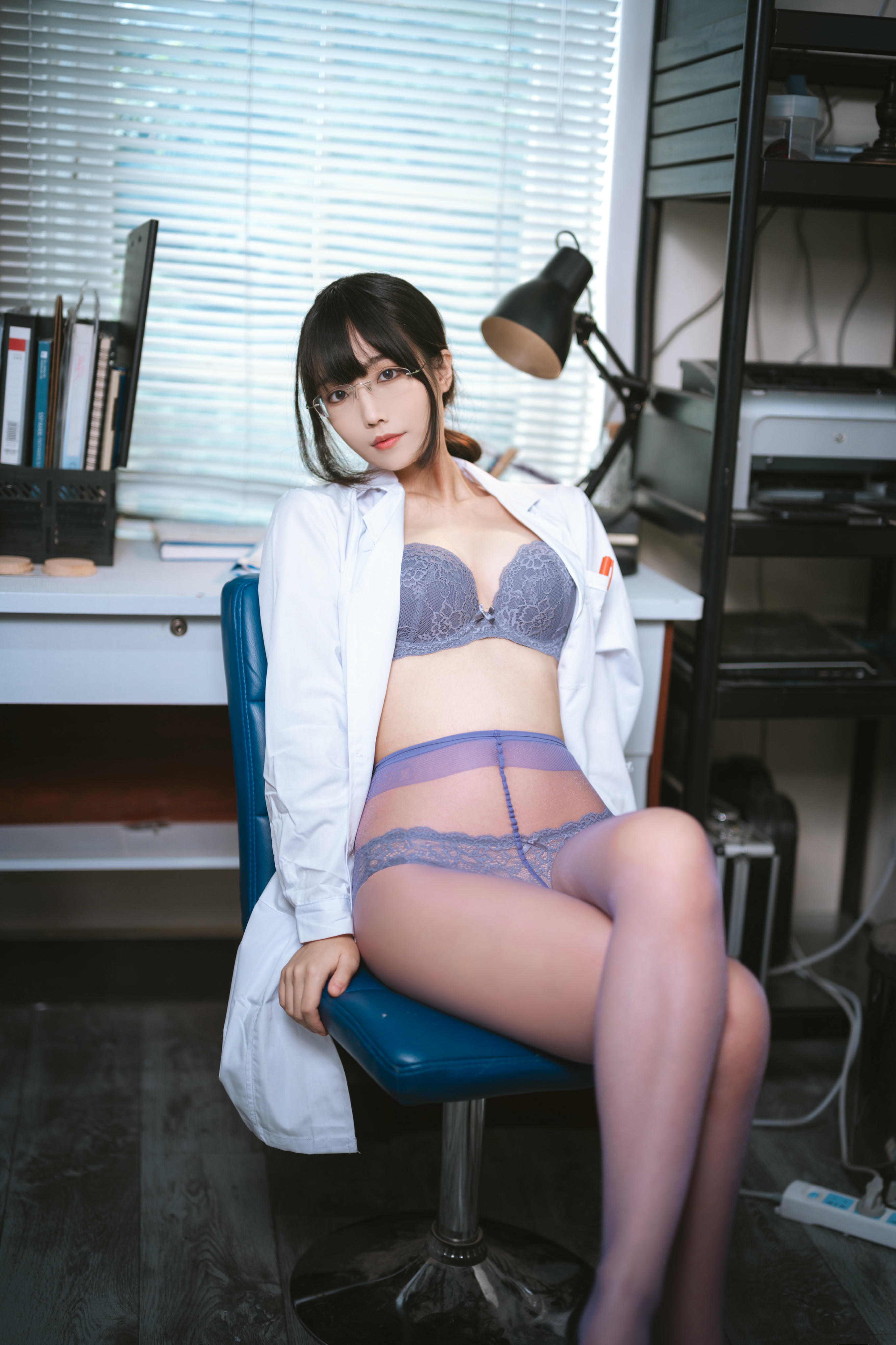 汪知子 NO.014 医生姐姐[34P-192M]_第1集