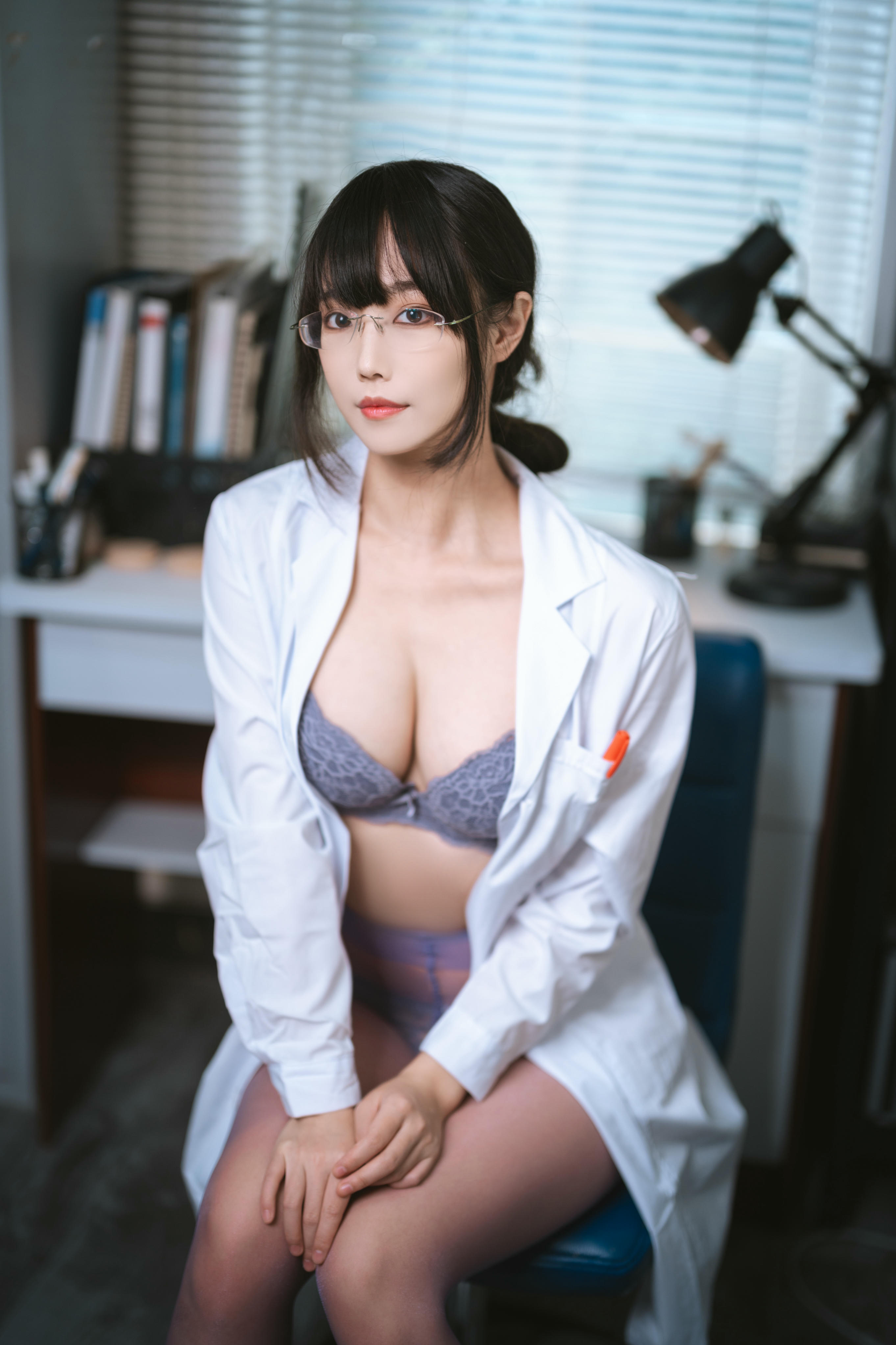 汪知子 NO.014 医生姐姐[34P-192M]_第1集