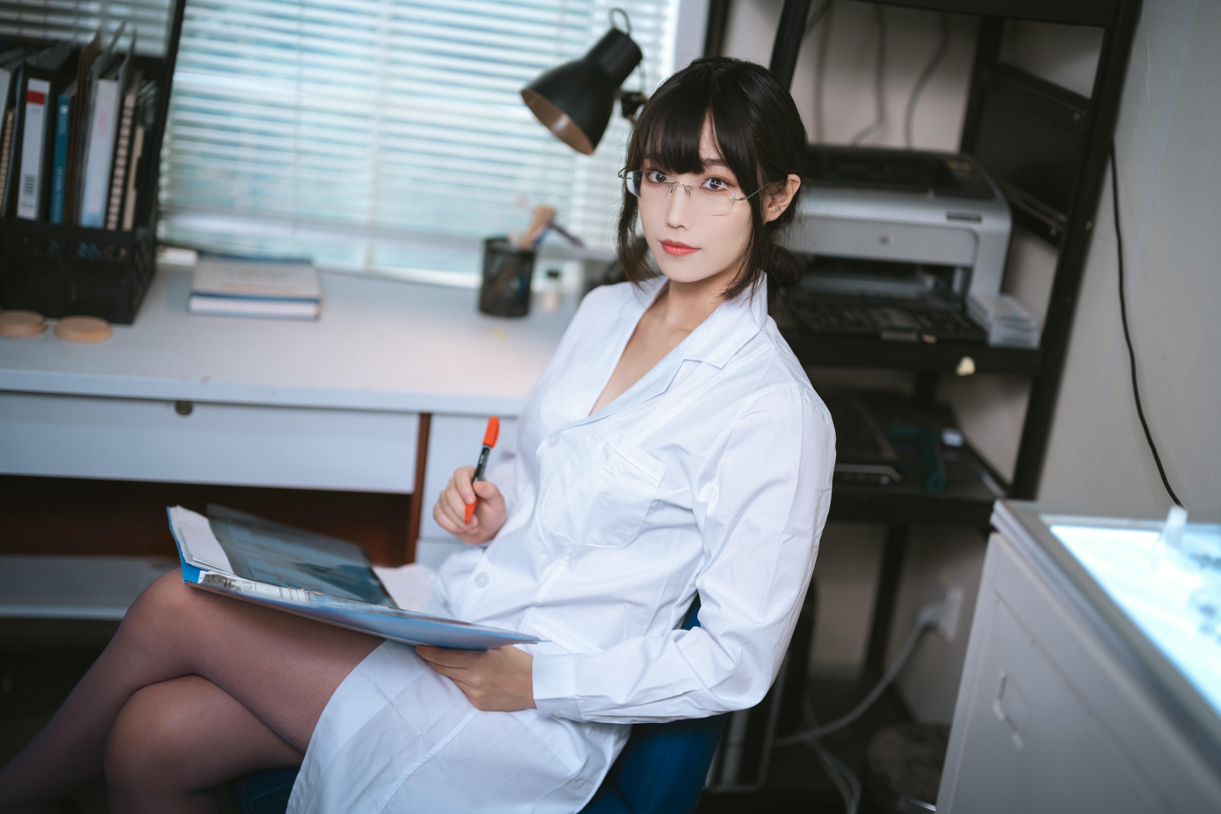 汪知子 NO.014 医生姐姐[34P-192M]_第1集