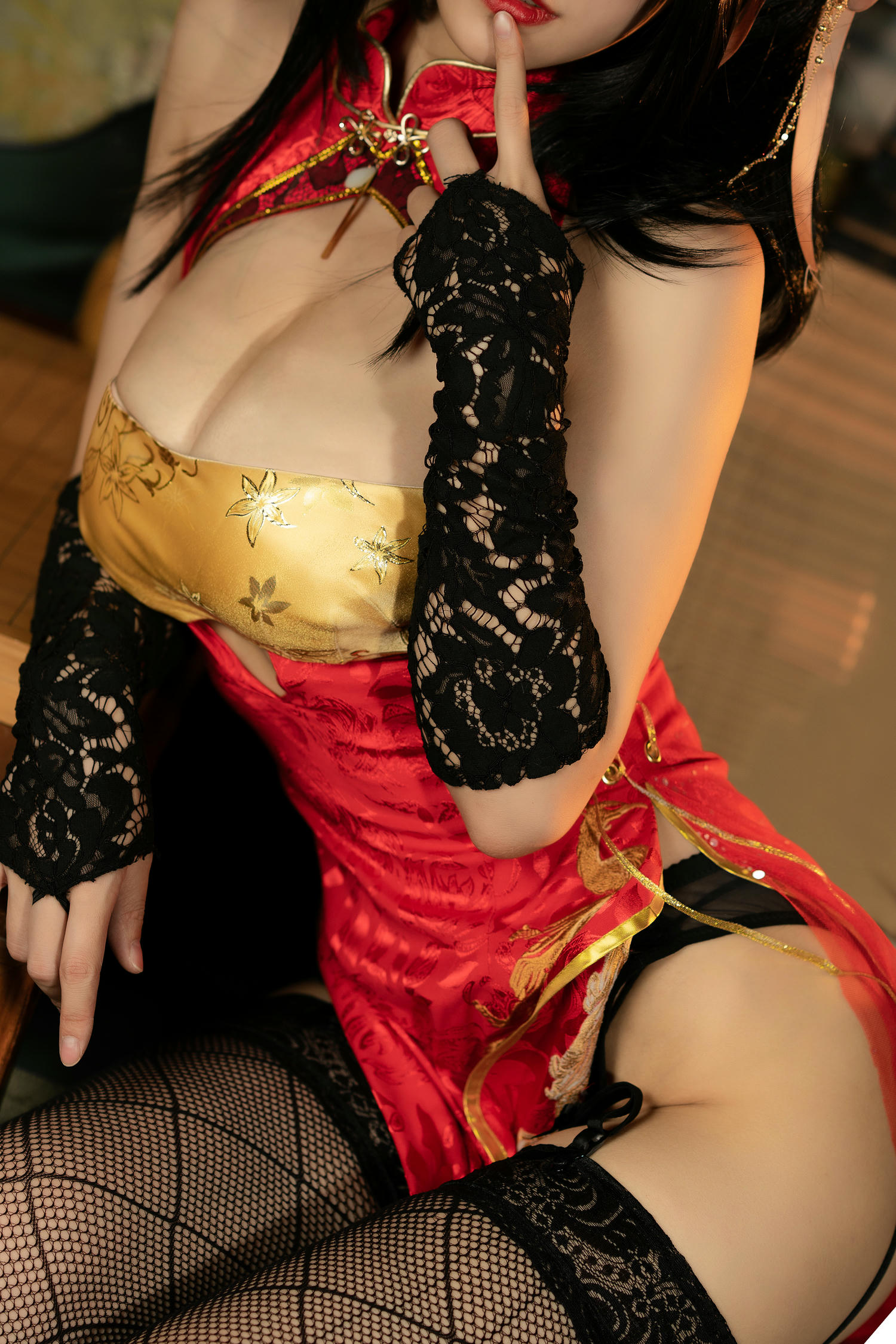 小仓千代w NO.063 大凤旗袍 [30P／239MB]_第1集