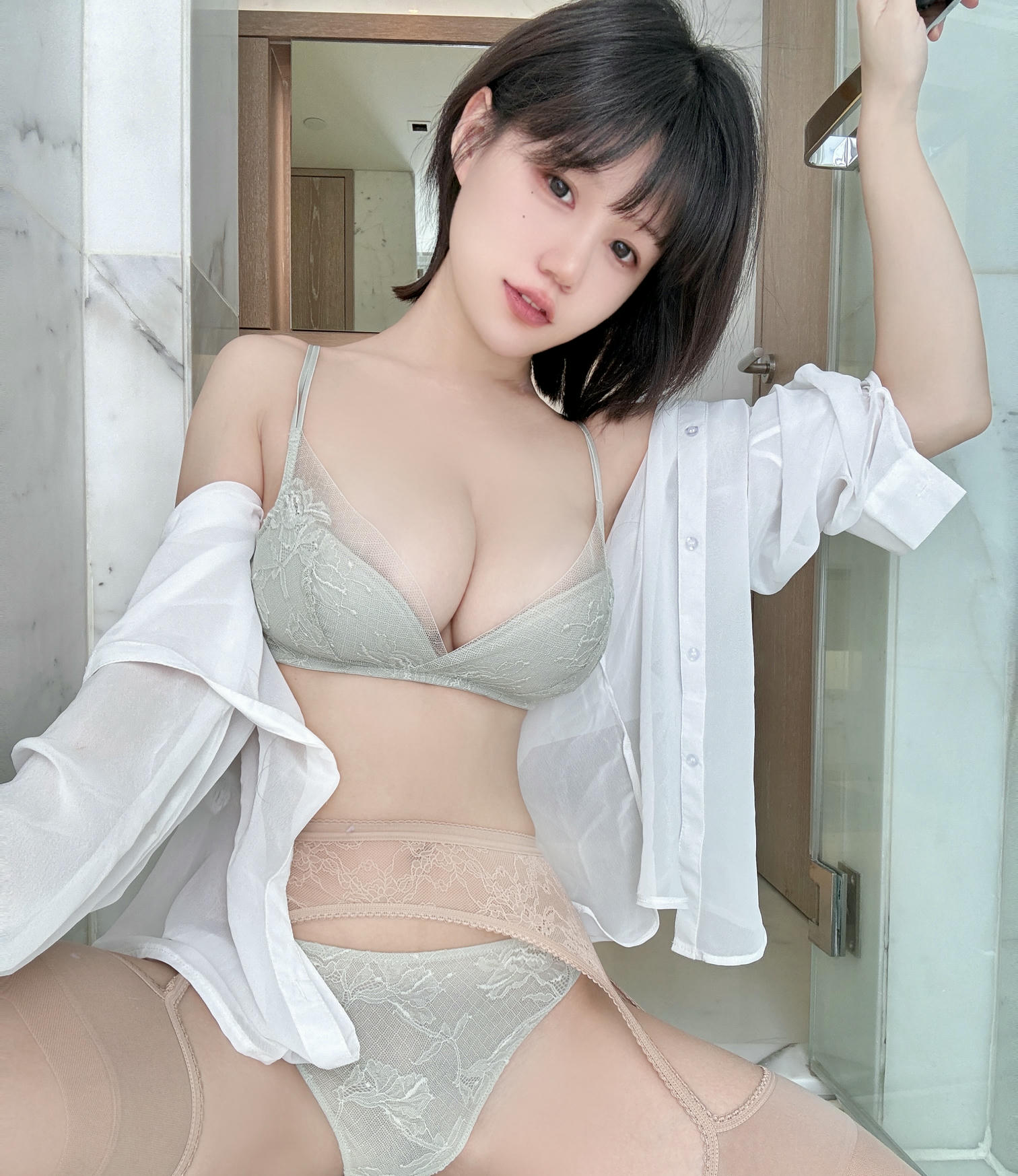 小仓千代w NO.093 2024.2fantia [60P6V 320MB]-绿色内衣part2☘️-绿色内衣part2☘️_第1集