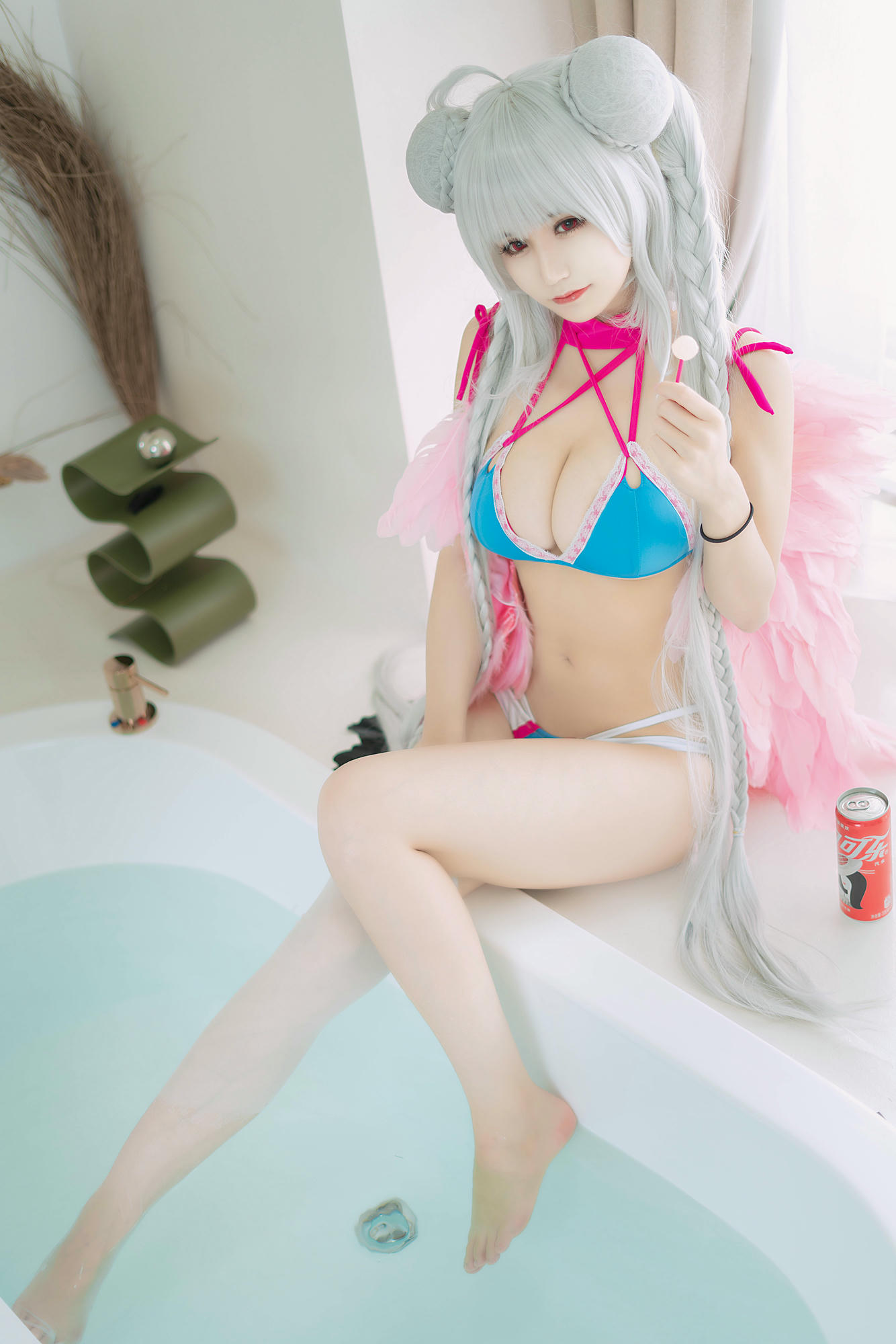 小仓千代w NO.100 舰长 可畏泳装 [20P-64.7MB]_第1集