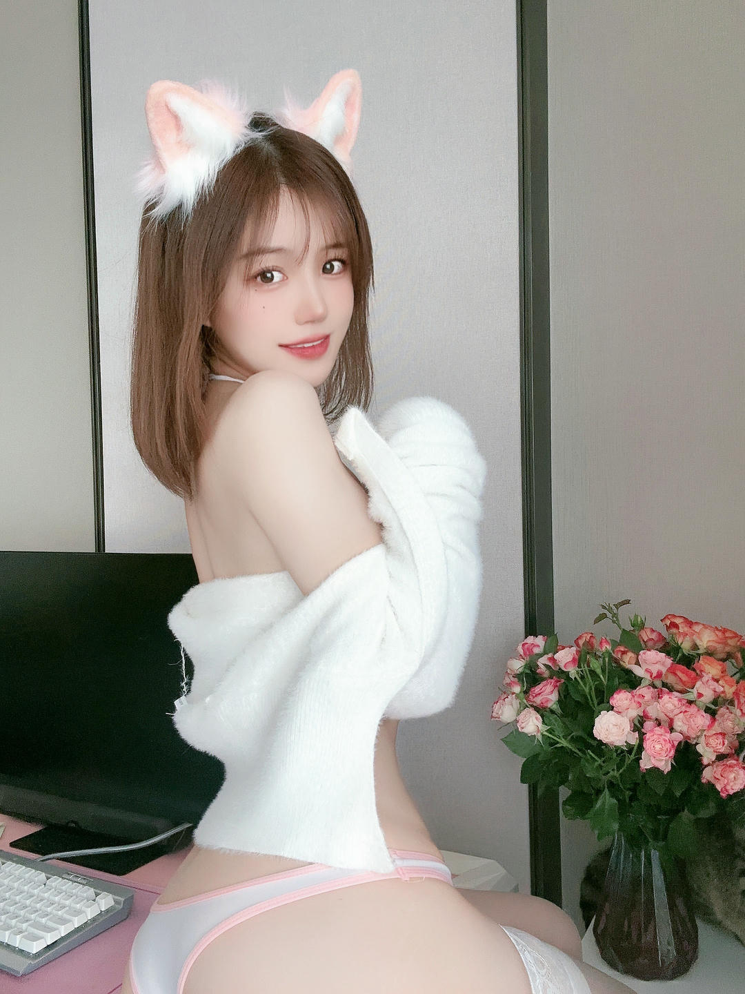 小仓千代w NO.033 2022年11月fantia会员合集（全6期） [78P-296MB]-2022-11-19 🐈猫咪喵～ [14P-65MB]_第1集