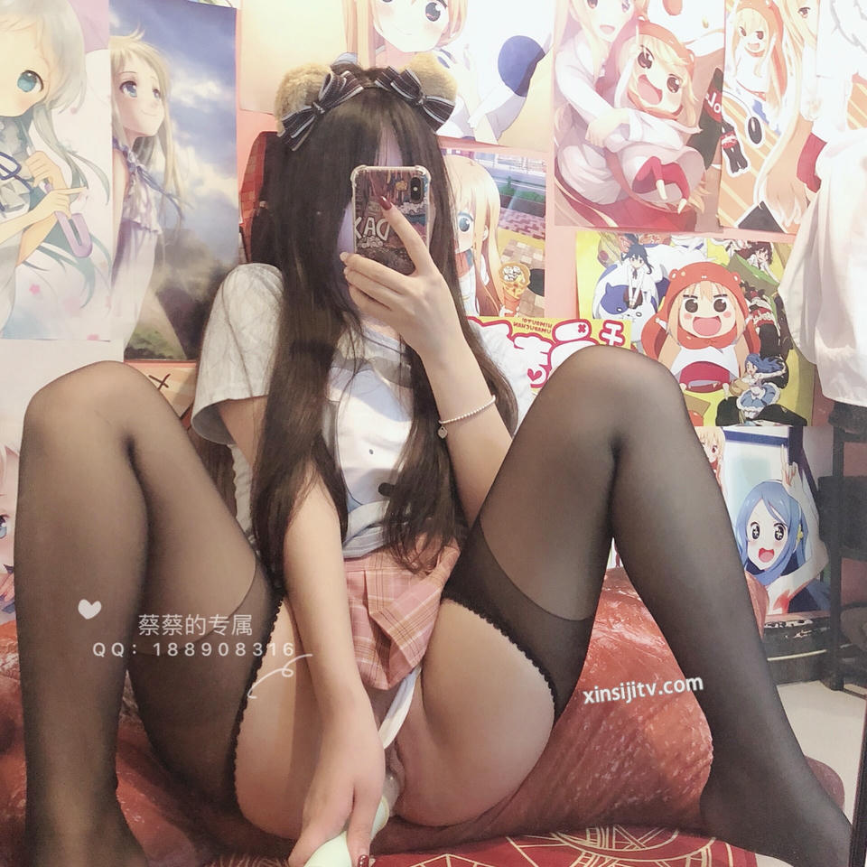 小蔡头喵喵喵 NO.024 档黑丝 40P2V_第1集