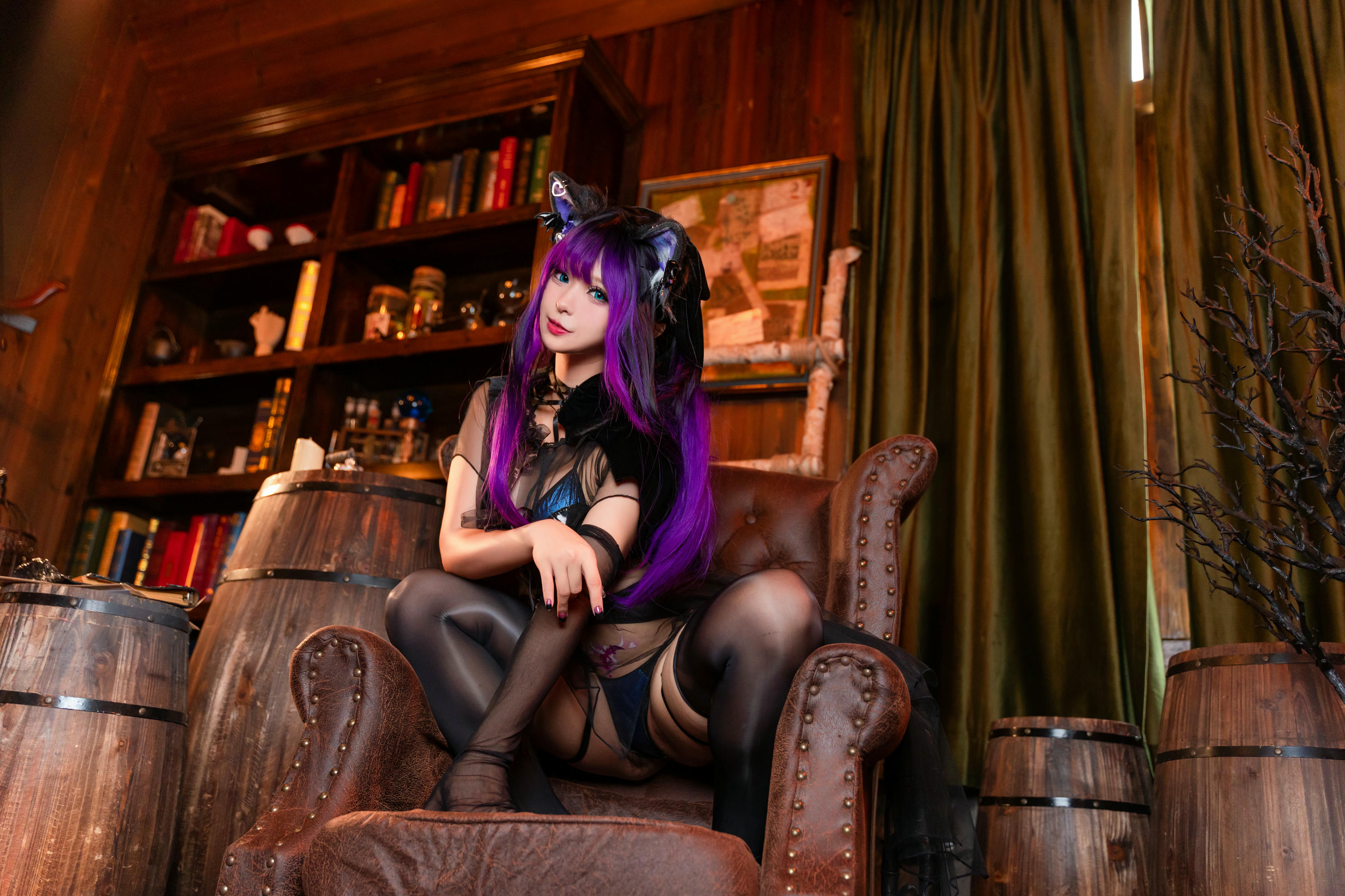 小和甜酒 NO.011 &橙风千雅 魔女猫咪 [118P-751MB]_第2集