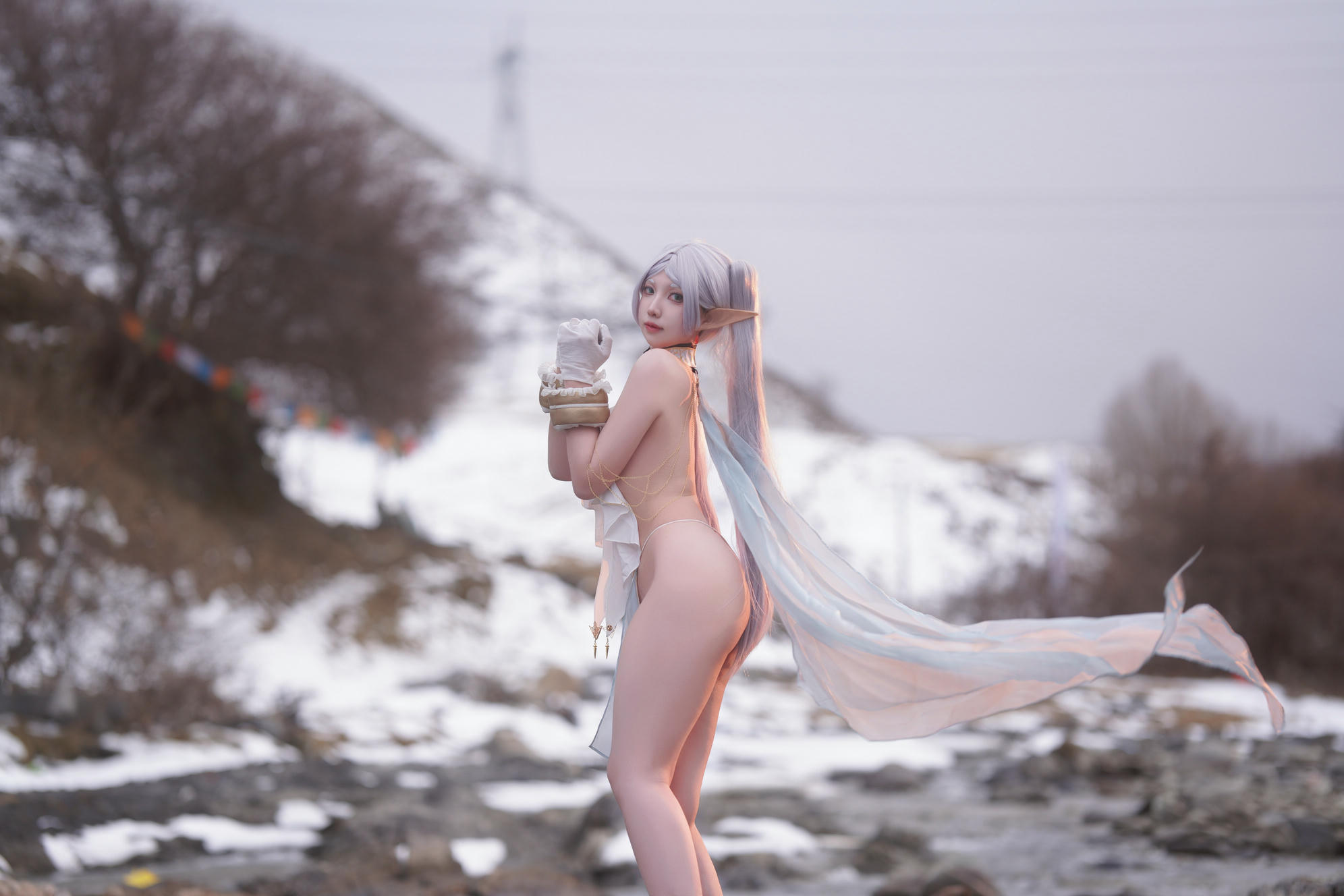 小和甜酒 NO.012 &橙风千雅 雪山 菲伦&芙莉莲 [88P-569MB]_第1集