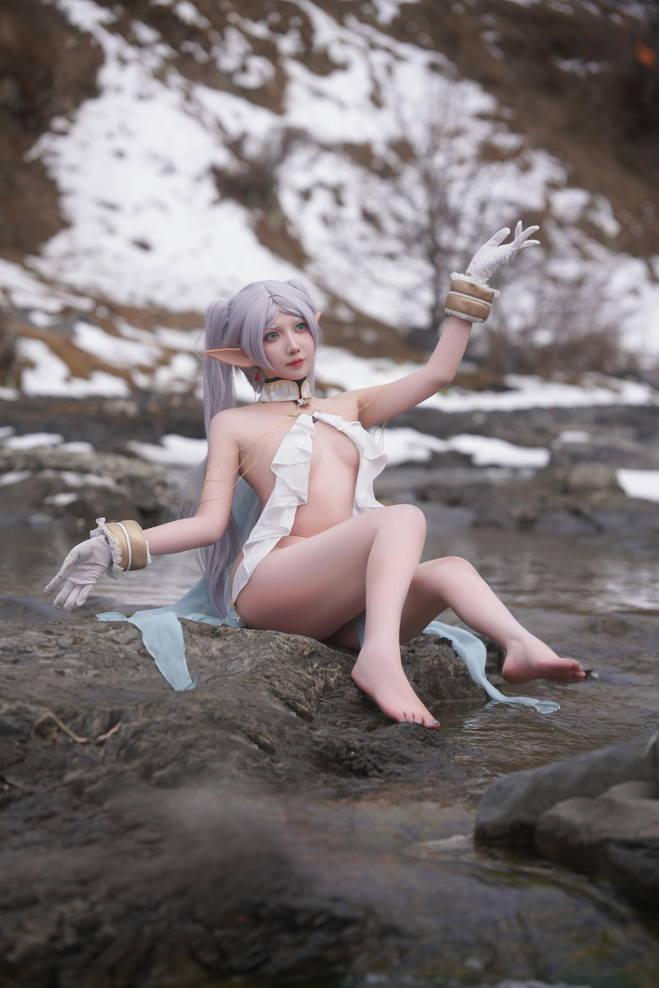 小和甜酒 NO.012 &橙风千雅 雪山 菲伦&芙莉莲 [88P-569MB]_第1集