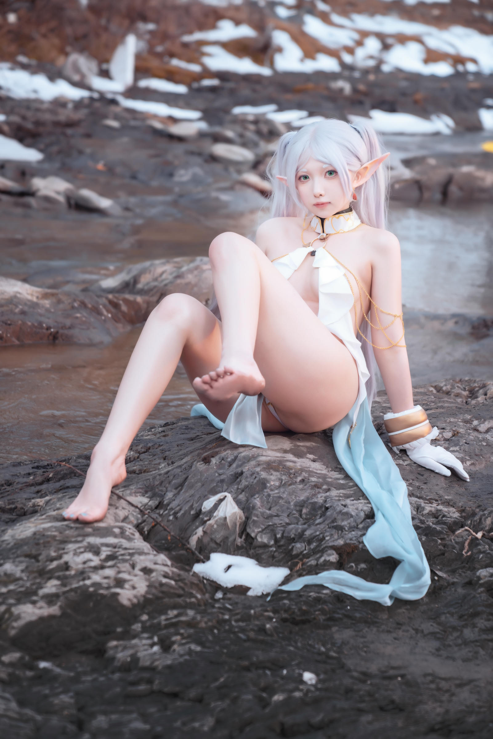 小和甜酒 NO.012 &橙风千雅 雪山 菲伦&芙莉莲 [88P-569MB]_第1集