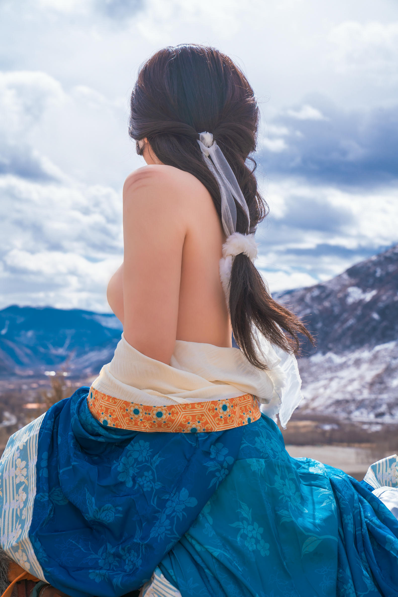 小和甜酒 NO.017 骑马 亡国公主[37P 506M]_第2集