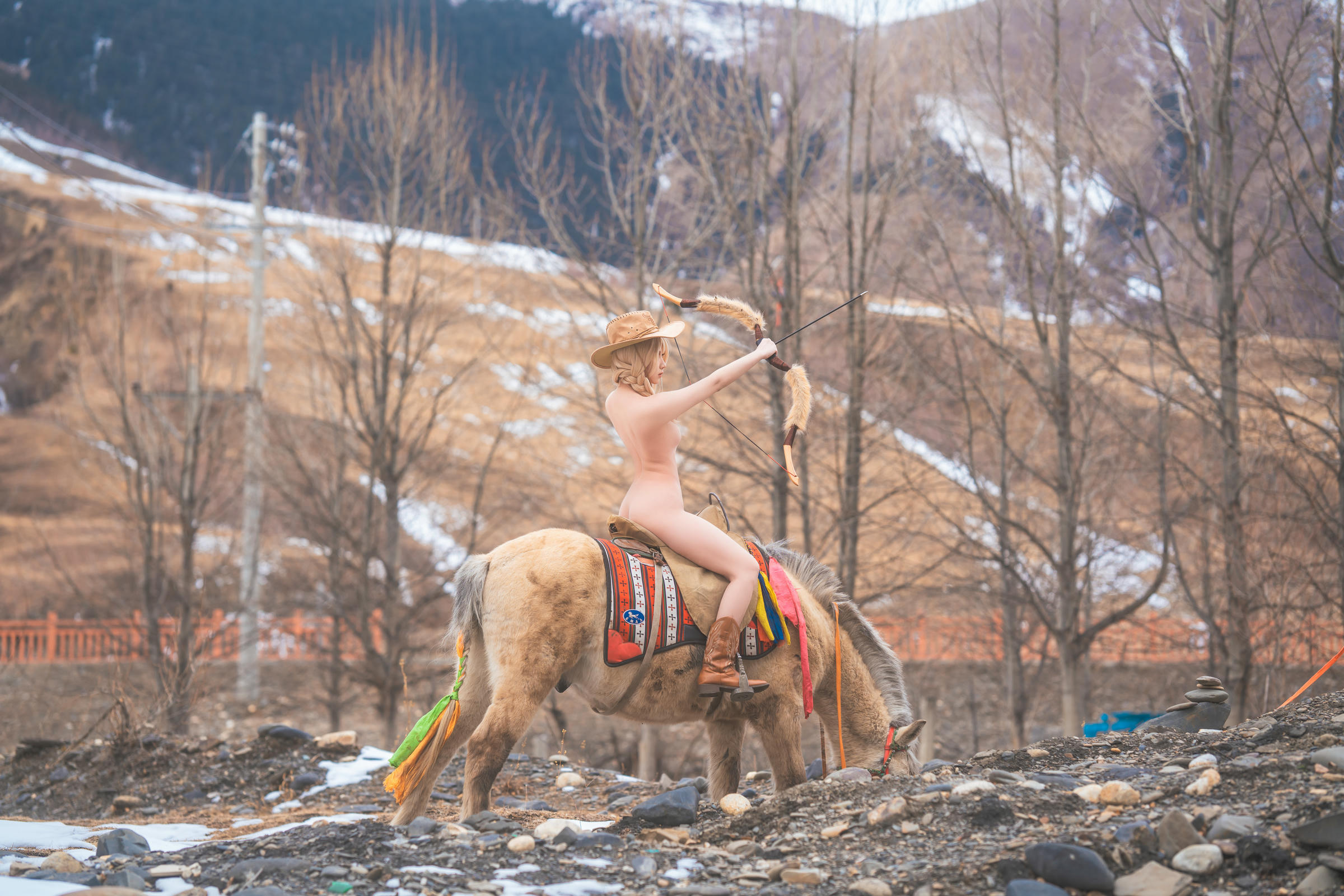 小和甜酒 NO.018 骑马 猎人 [59P1V-683MB]_第2集