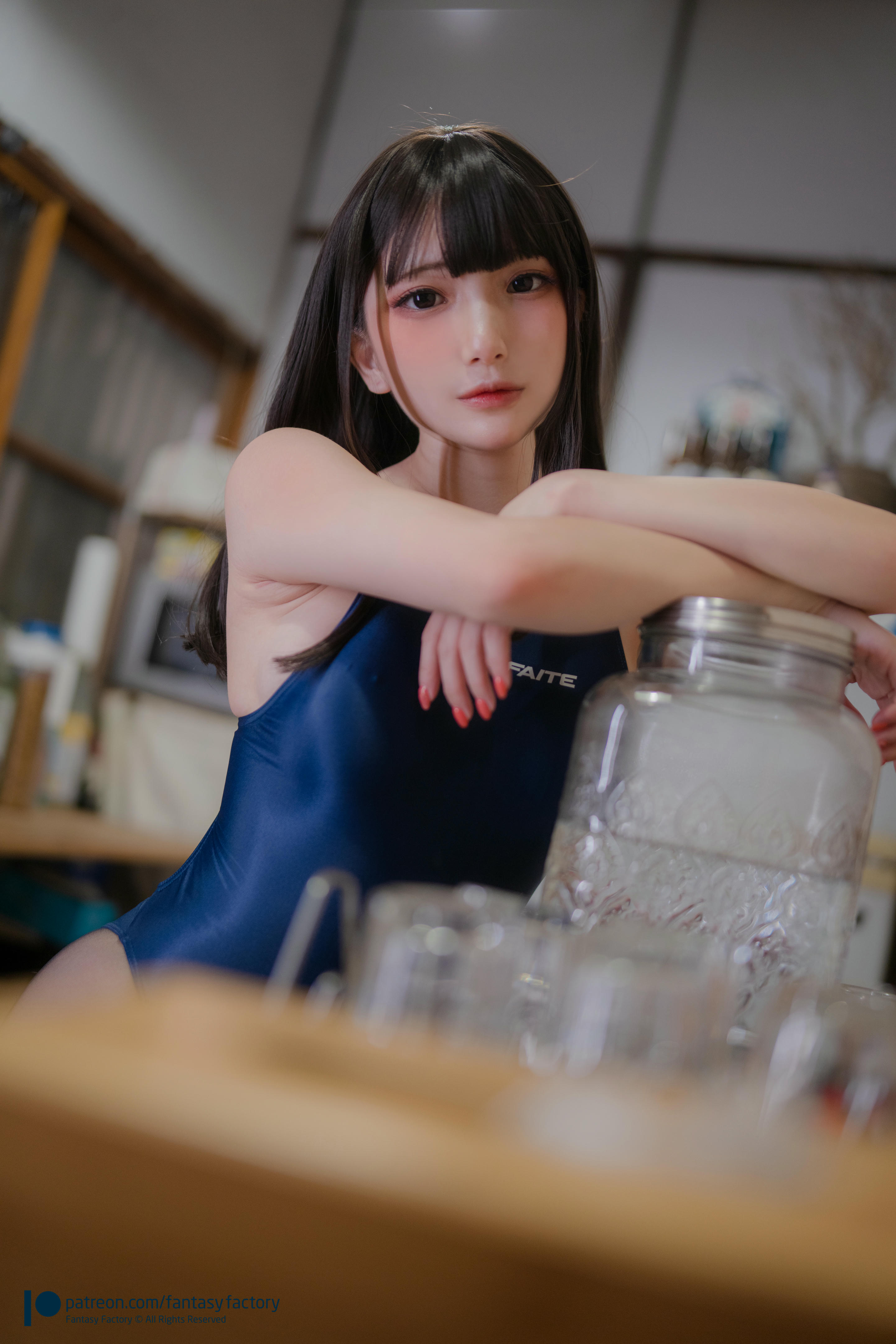 台湾写真模特fantastic小丁-Kitchen competitive swimwear_第1集