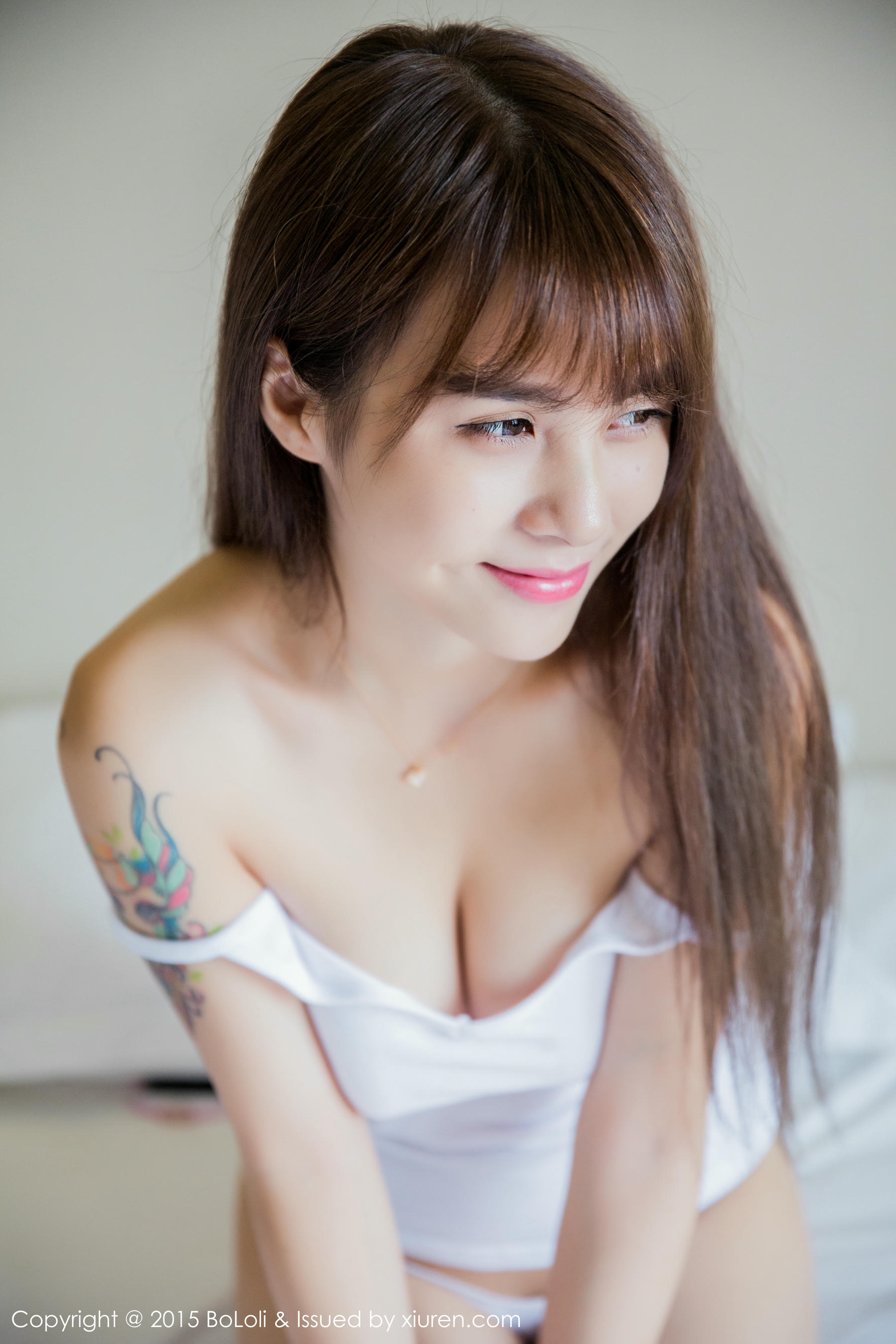 夏美酱 NO.001 [BOLOli]波萝社 2015.09.09 VOL.055 [44P302MB]_第1集