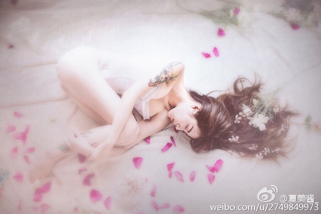 夏美酱 NO.054 大胸嫩模微博性感自拍图片合集 [83P94MB]_第4集