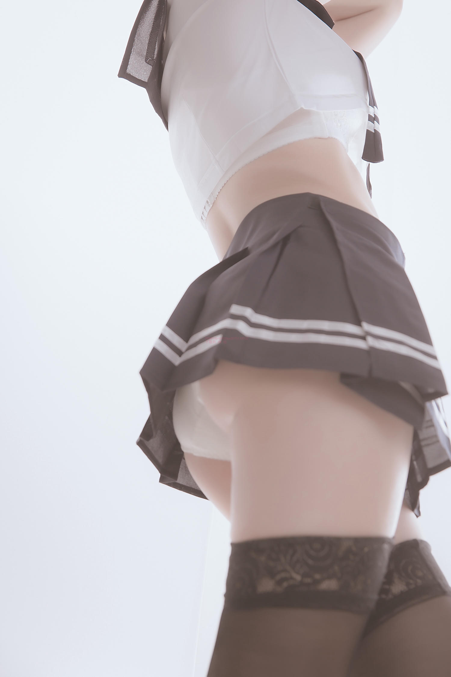 小鸟酱-VIP圖包 – 制服黑絲(43P)_第2集