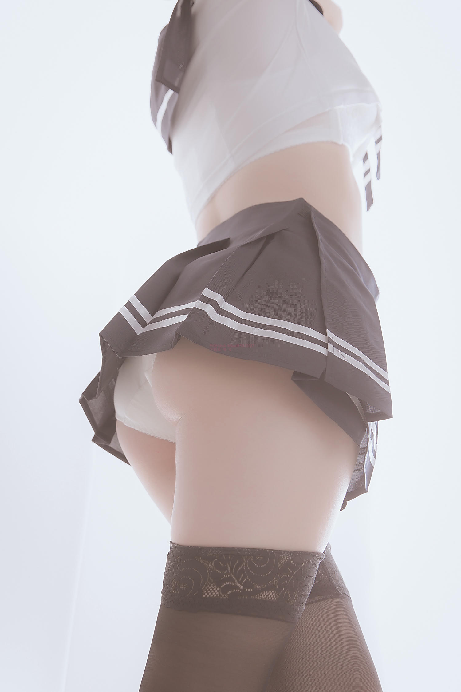 小鸟酱-VIP圖包 – 制服黑絲(43P)_第2集