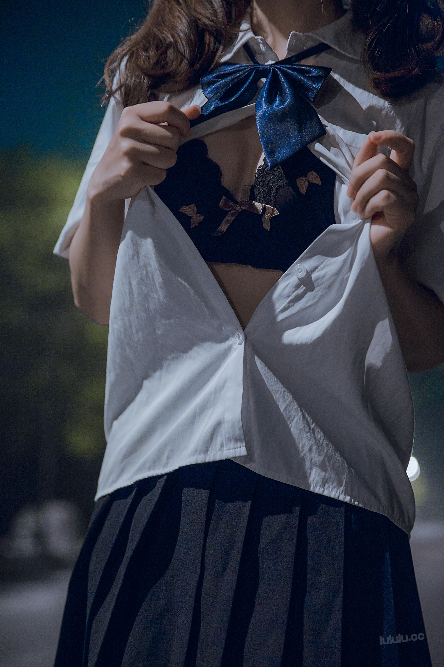 小鸟酱-豪華版pure black outdoor [42P+2V]_第1集