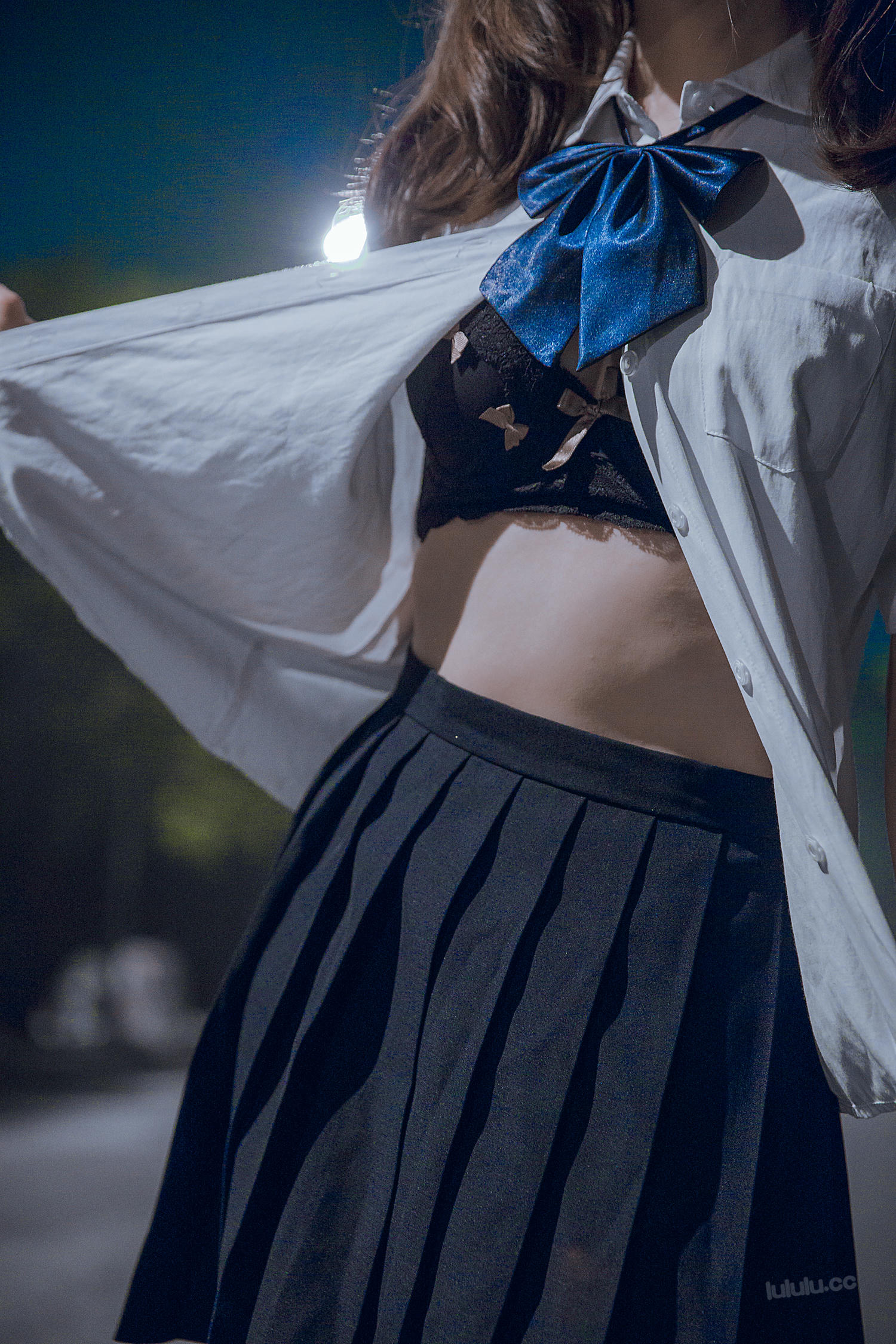 小鸟酱-豪華版pure black outdoor [42P+2V]_第1集