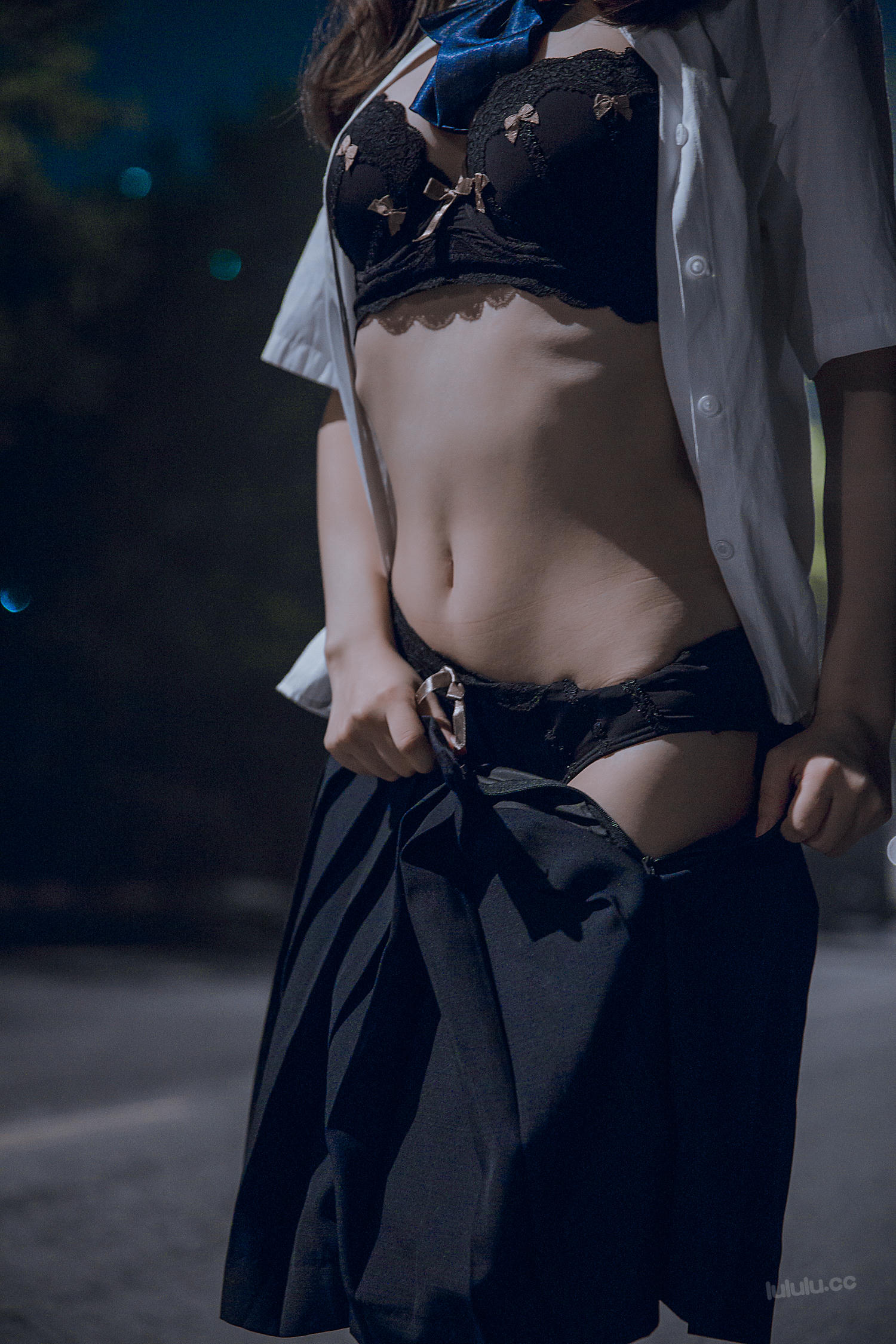 小鸟酱-豪華版pure black outdoor [42P+2V]_第2集