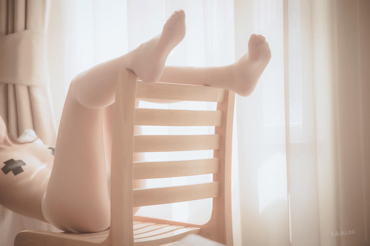 小鸟酱-豪華版pure black ture white [62P+2V]_第1集