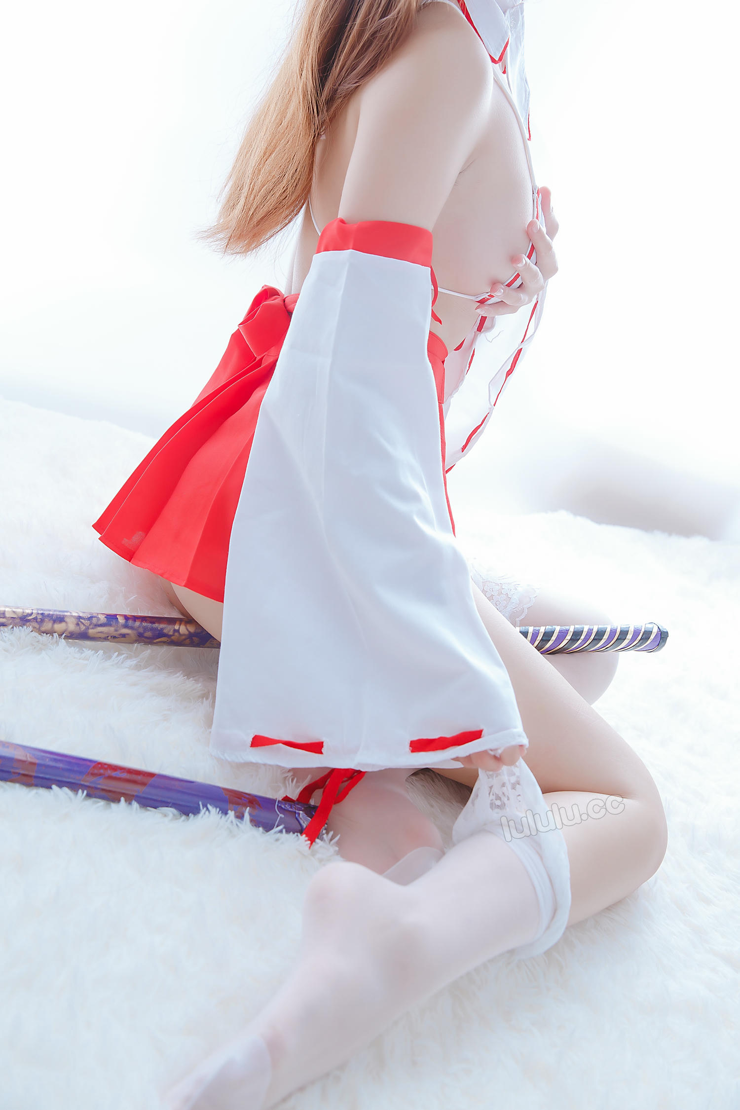 小鸟酱-豪華版pure white witch [33P+1v]_第1集