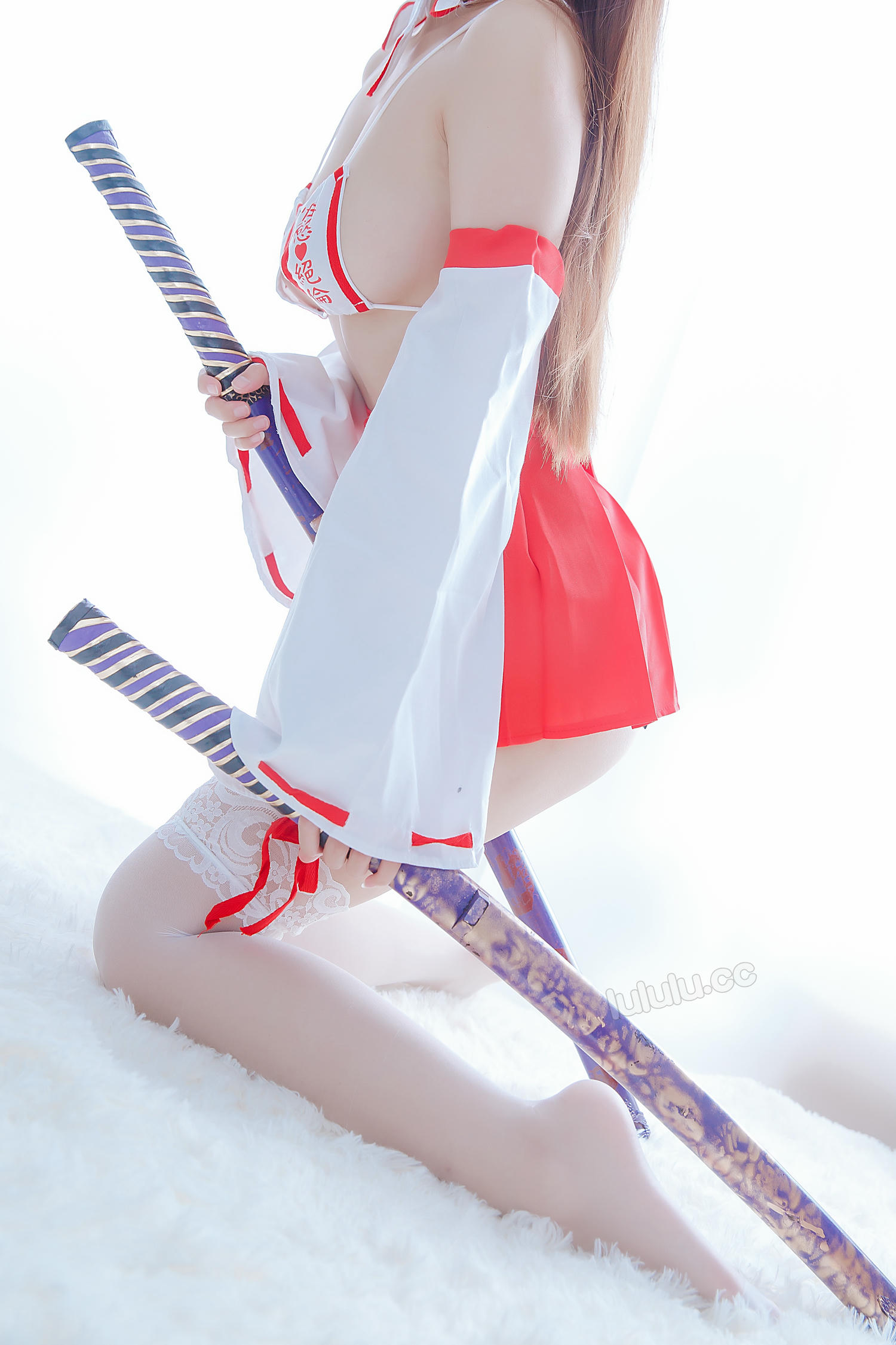 小鸟酱-豪華版pure white witch [33P+1v]_第1集