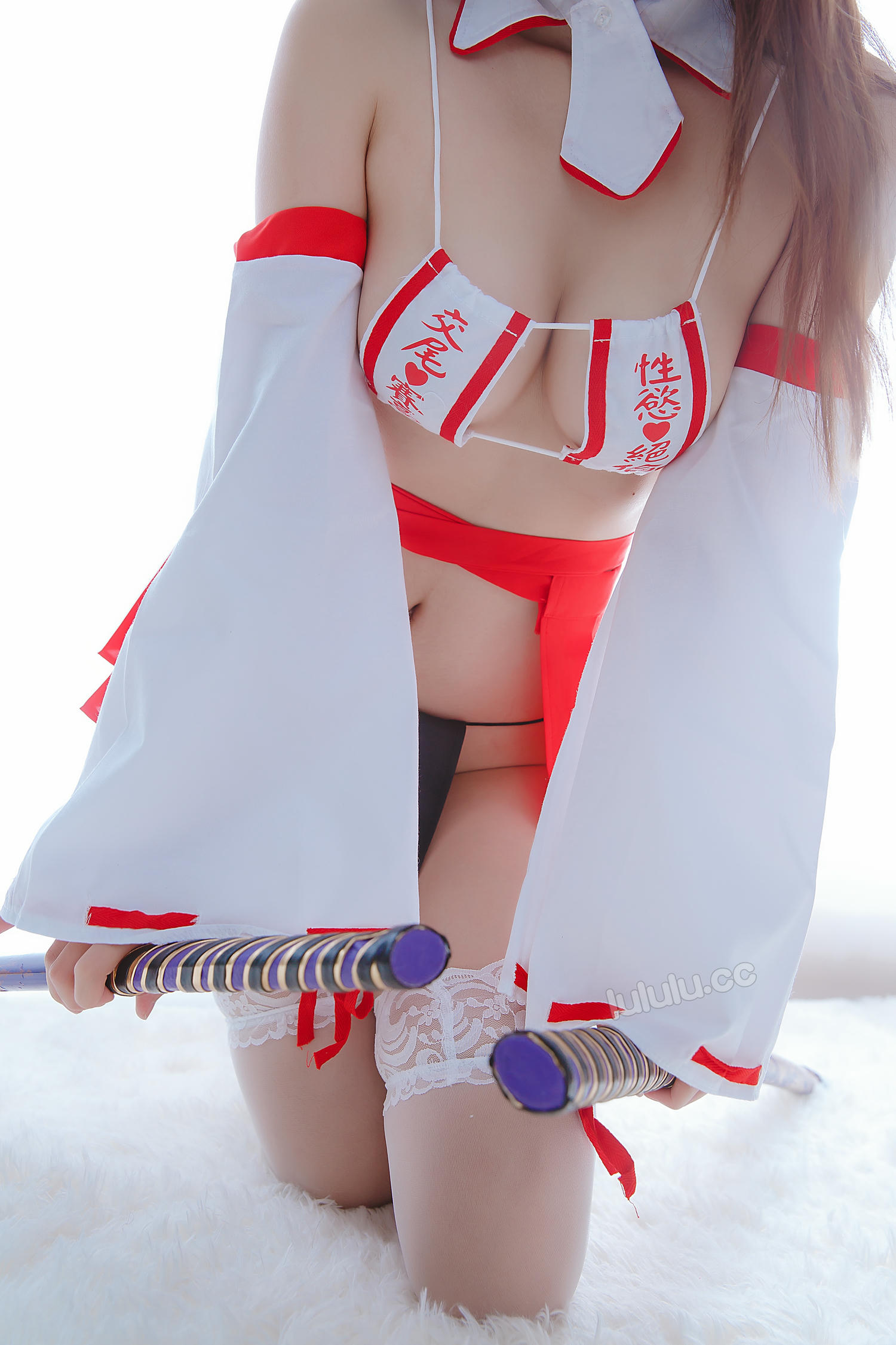 小鸟酱-豪華版pure white witch [33P+1v]_第1集