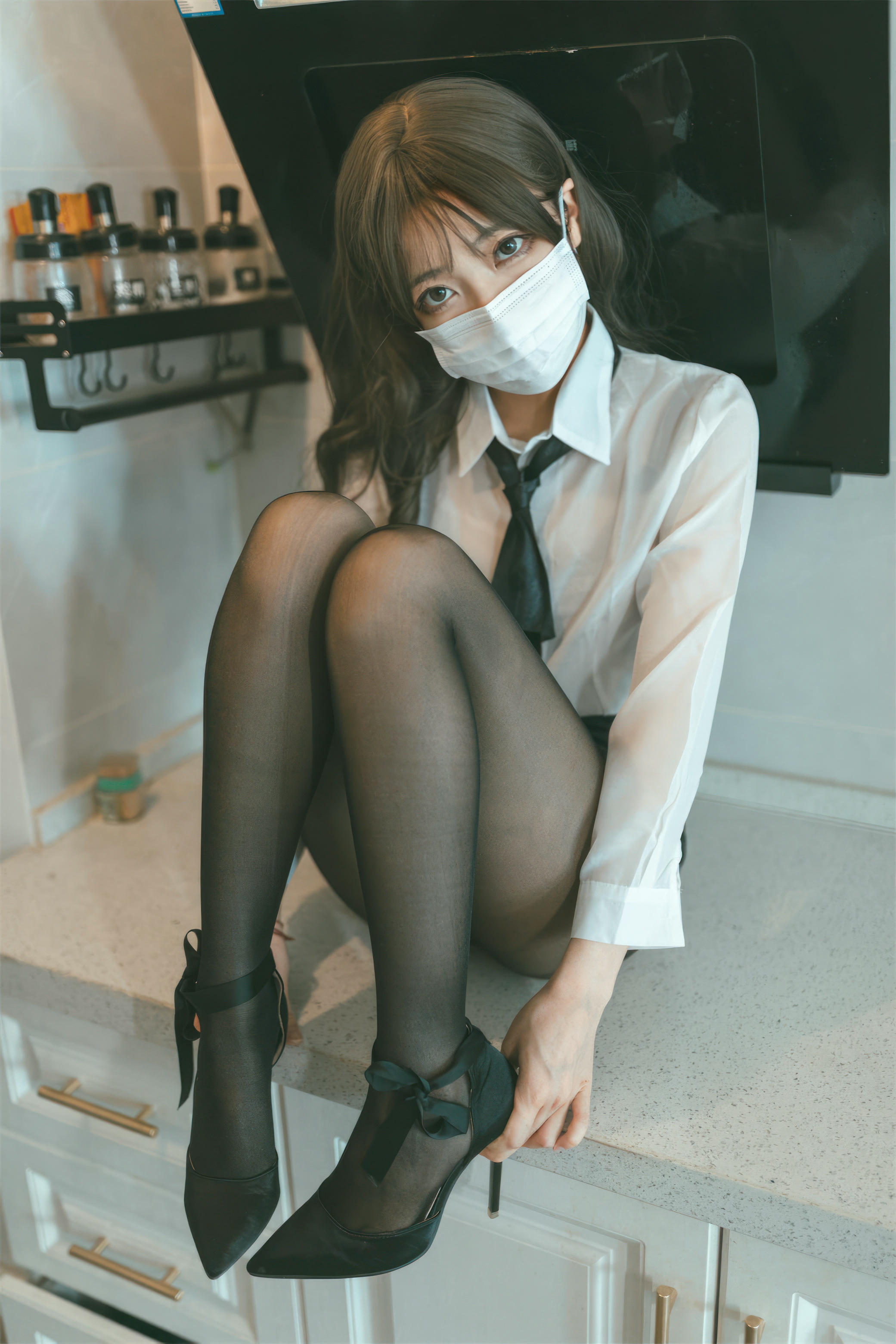 杏仁曲奇 NO.011 OL额外时间 [61P-315MB]_第1集