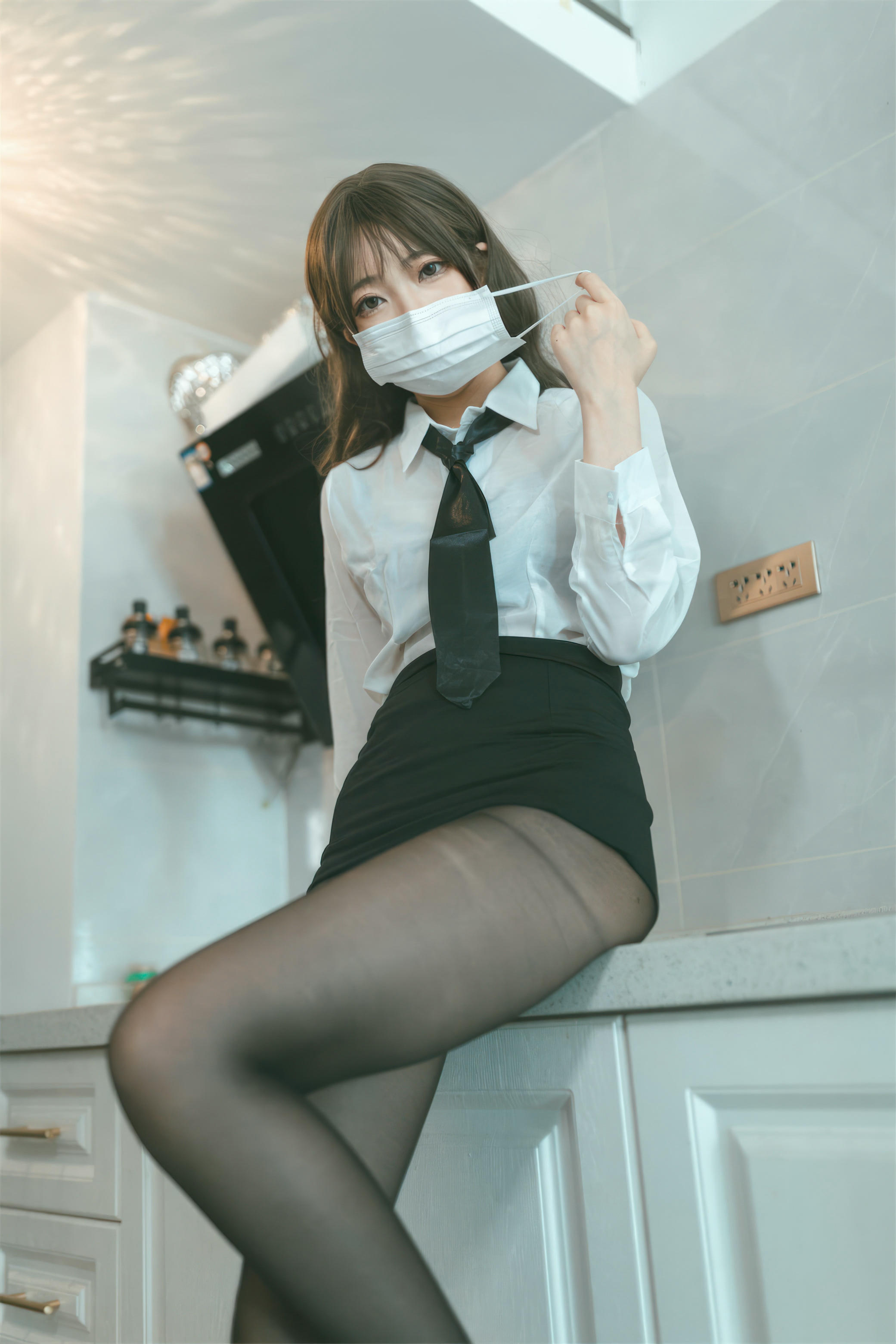 杏仁曲奇 NO.011 OL额外时间 [61P-315MB]_第1集