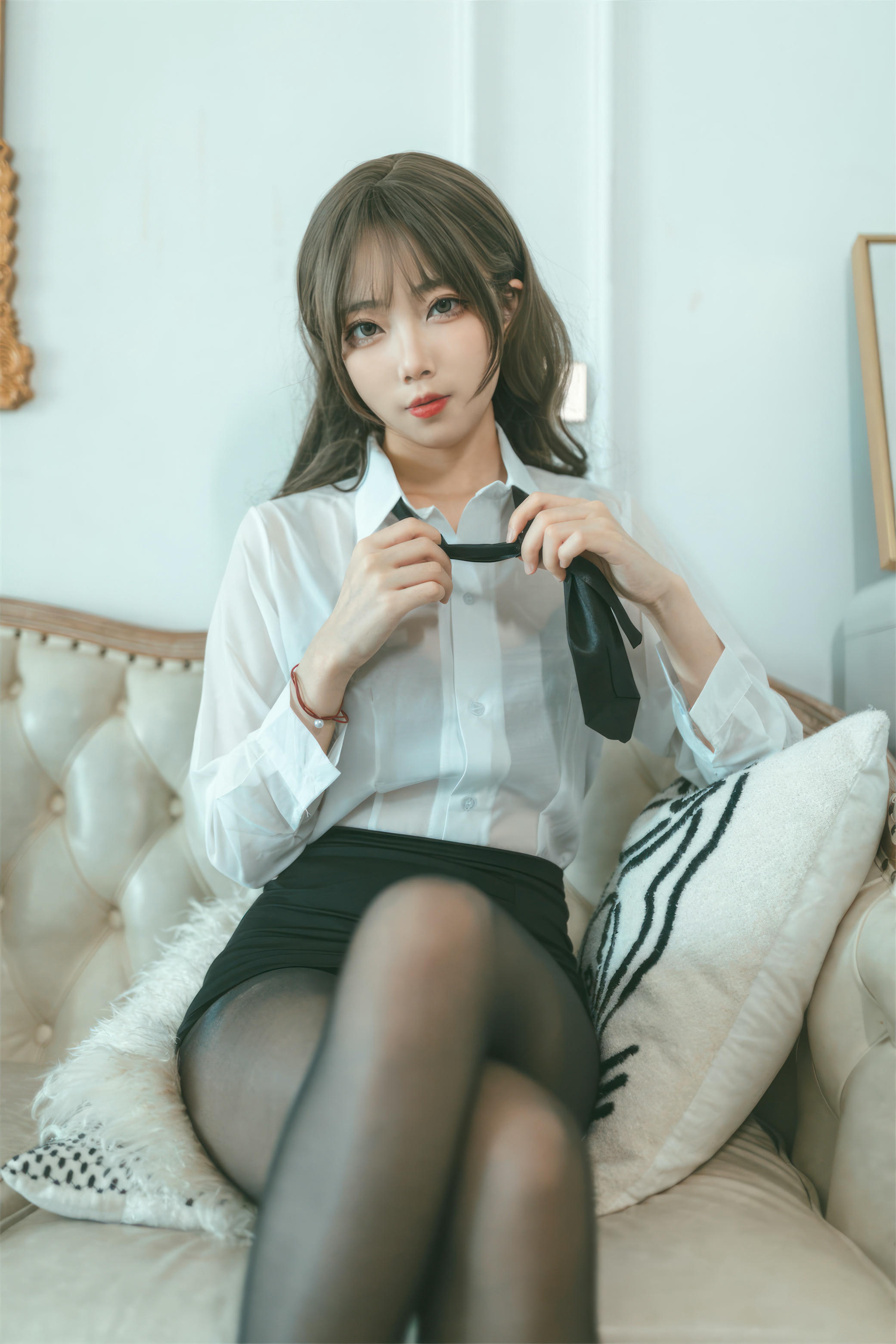 杏仁曲奇 NO.011 OL额外时间 [61P-315MB]_第2集