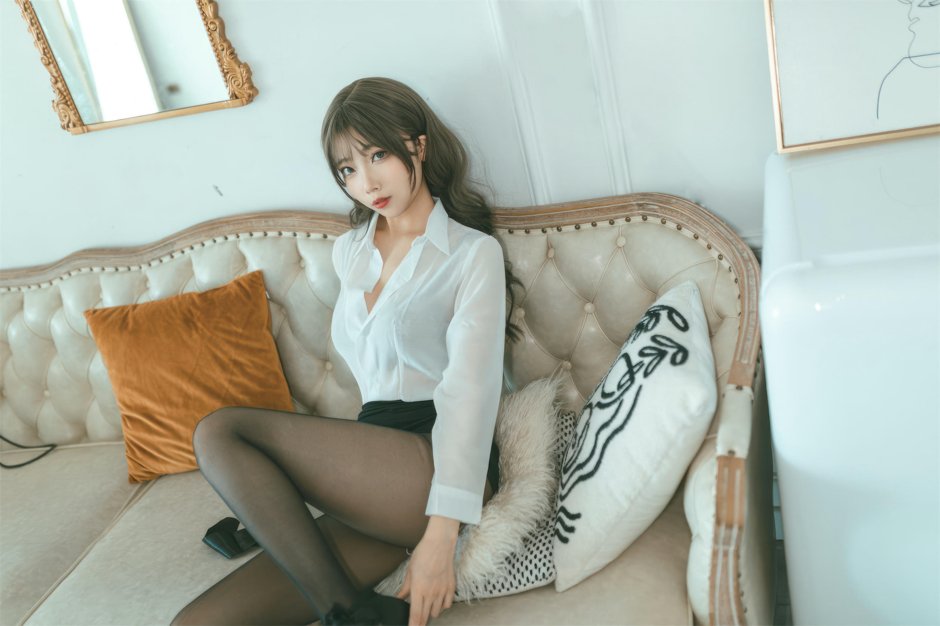 杏仁曲奇 NO.011 OL额外时间 [61P-315MB]_第2集