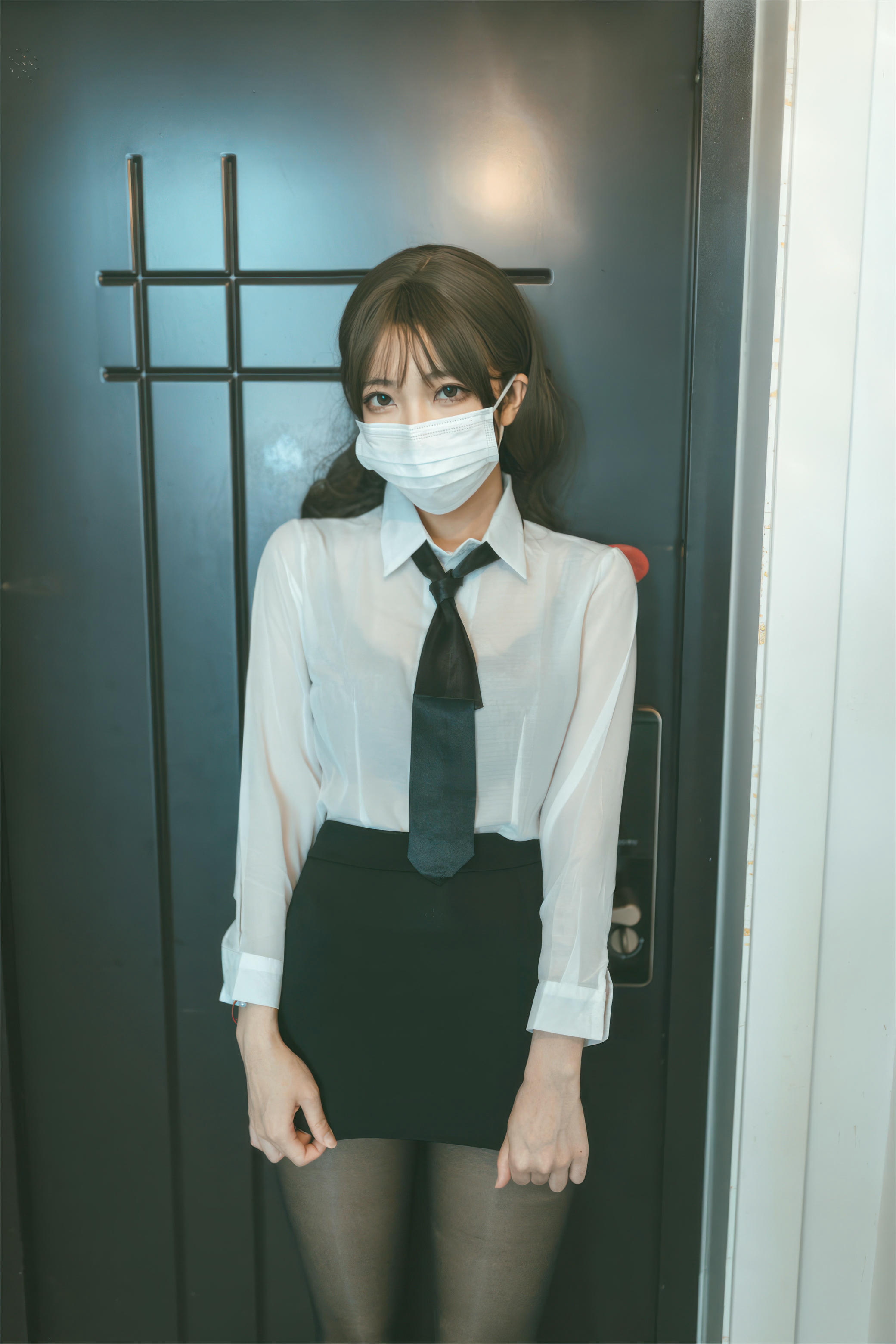 杏仁曲奇 NO.011 OL额外时间 [61P-315MB]_第1集