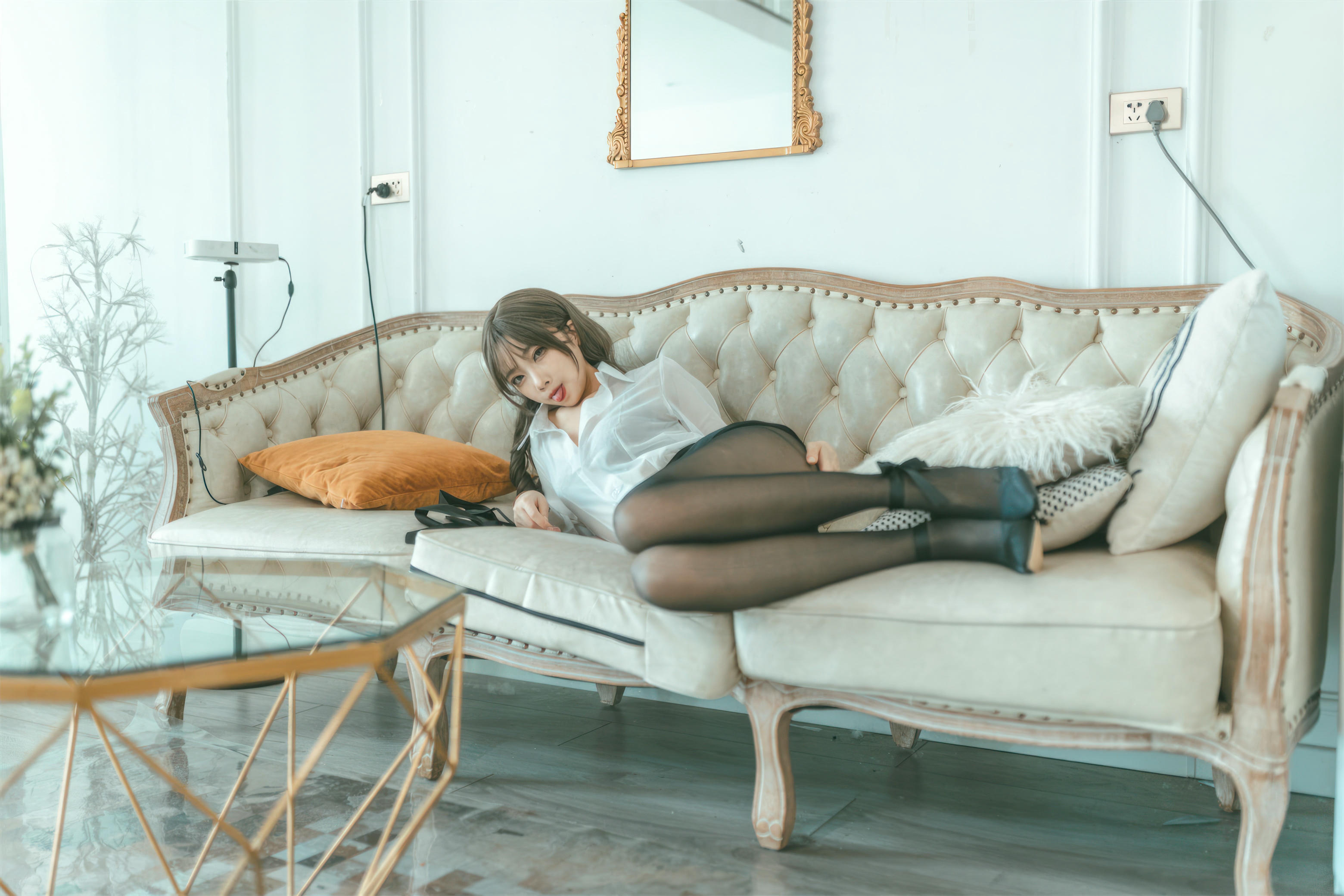 杏仁曲奇 NO.011 OL额外时间 [61P-315MB]_第2集