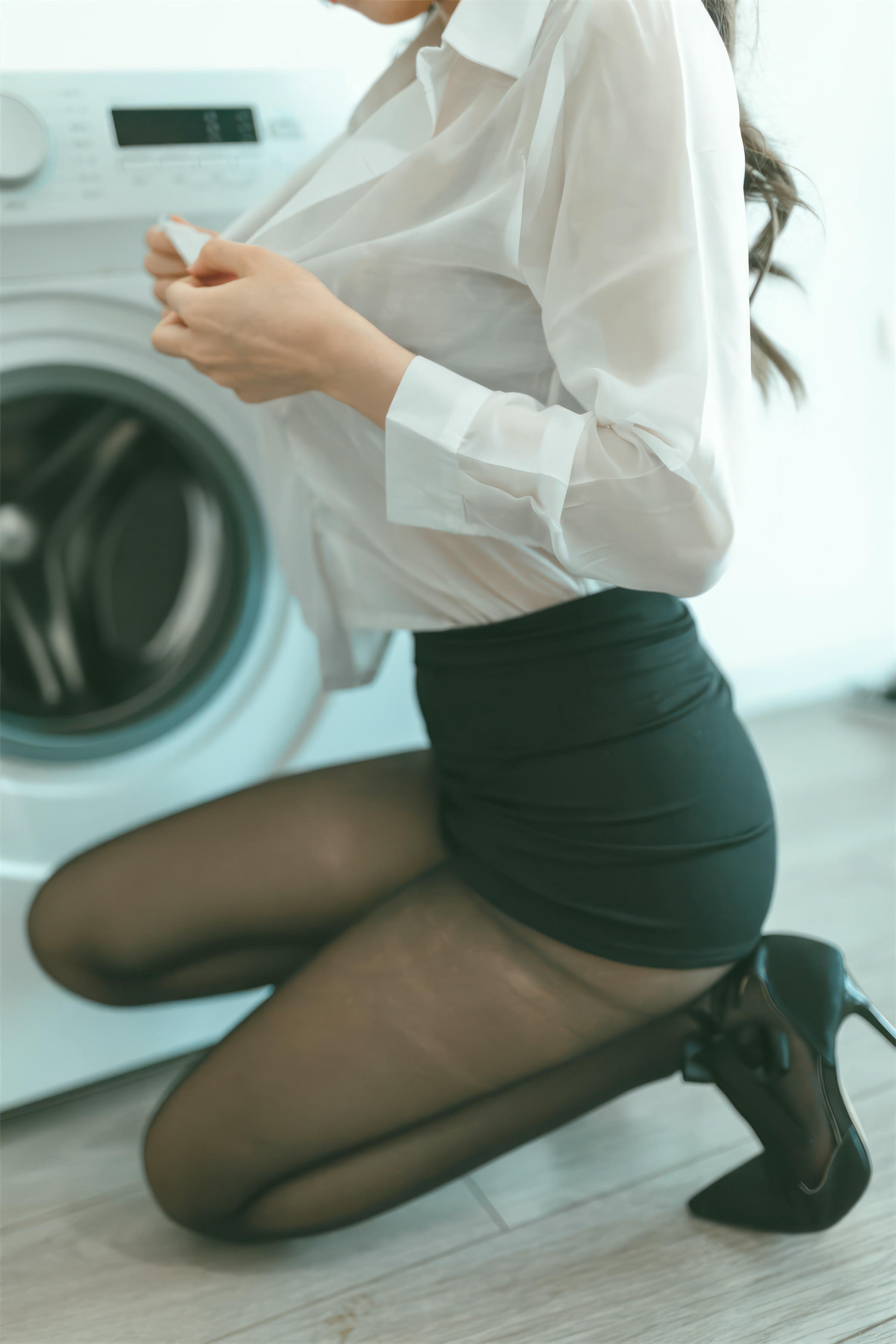 杏仁曲奇 NO.011 OL额外时间 [61P-315MB]_第2集