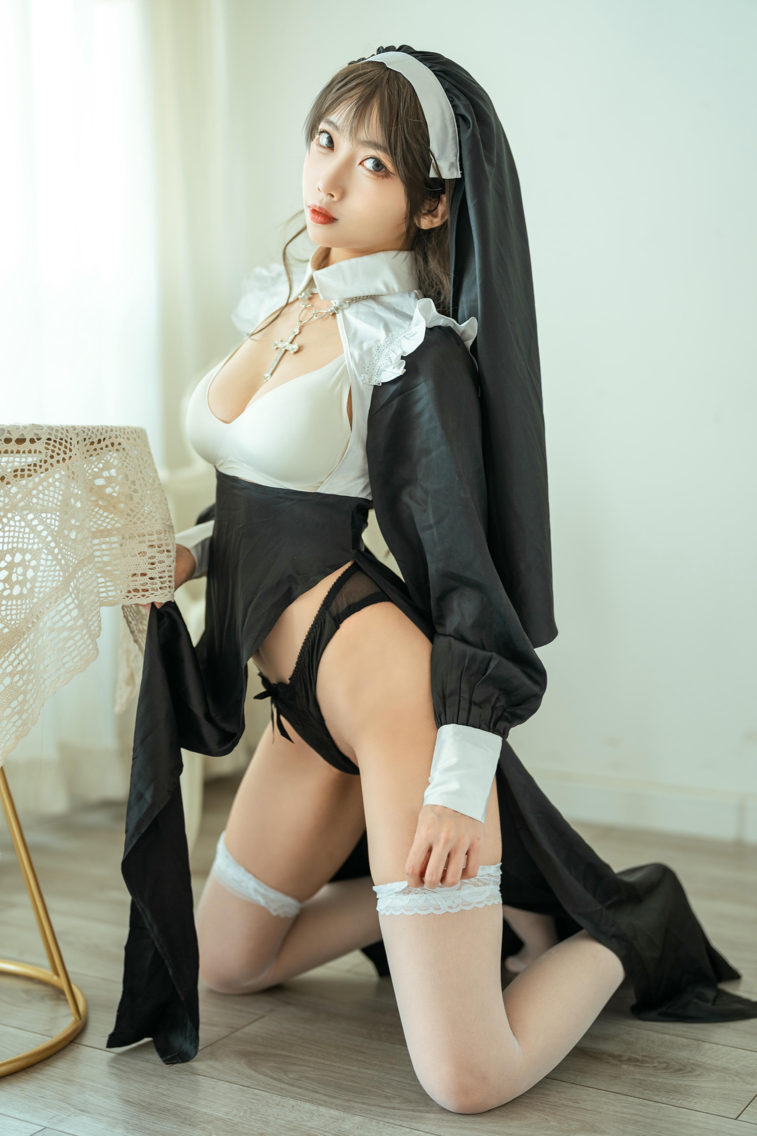 杏仁曲奇 NO.005 忏悔修女 [45P 1GB]_第2集