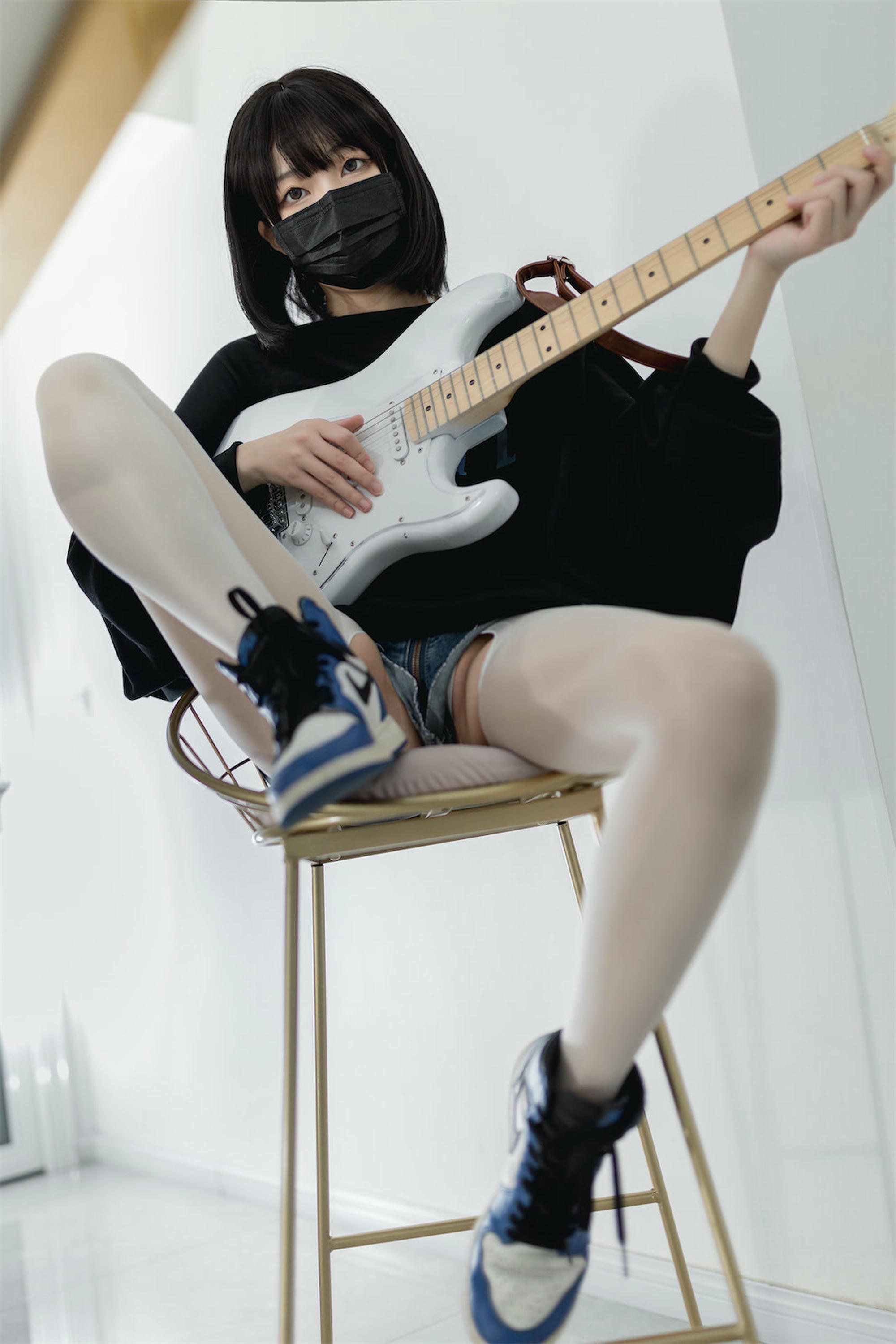 杏仁曲奇 NO.007 升玖吉他姐姐 [45P-145MB]_第1集