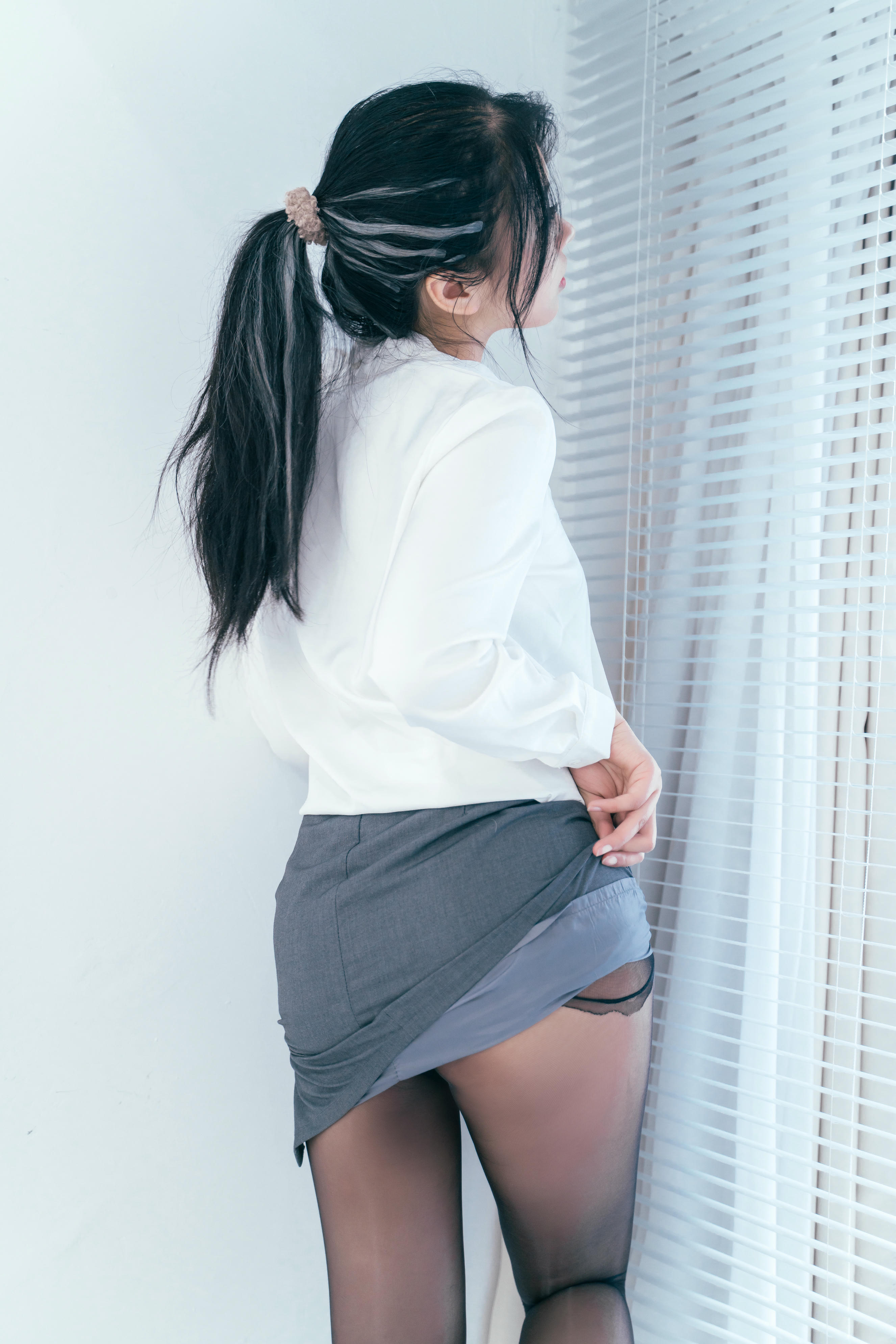 轩萧学姐 NO.008 OL [34P-556MB]_第2集