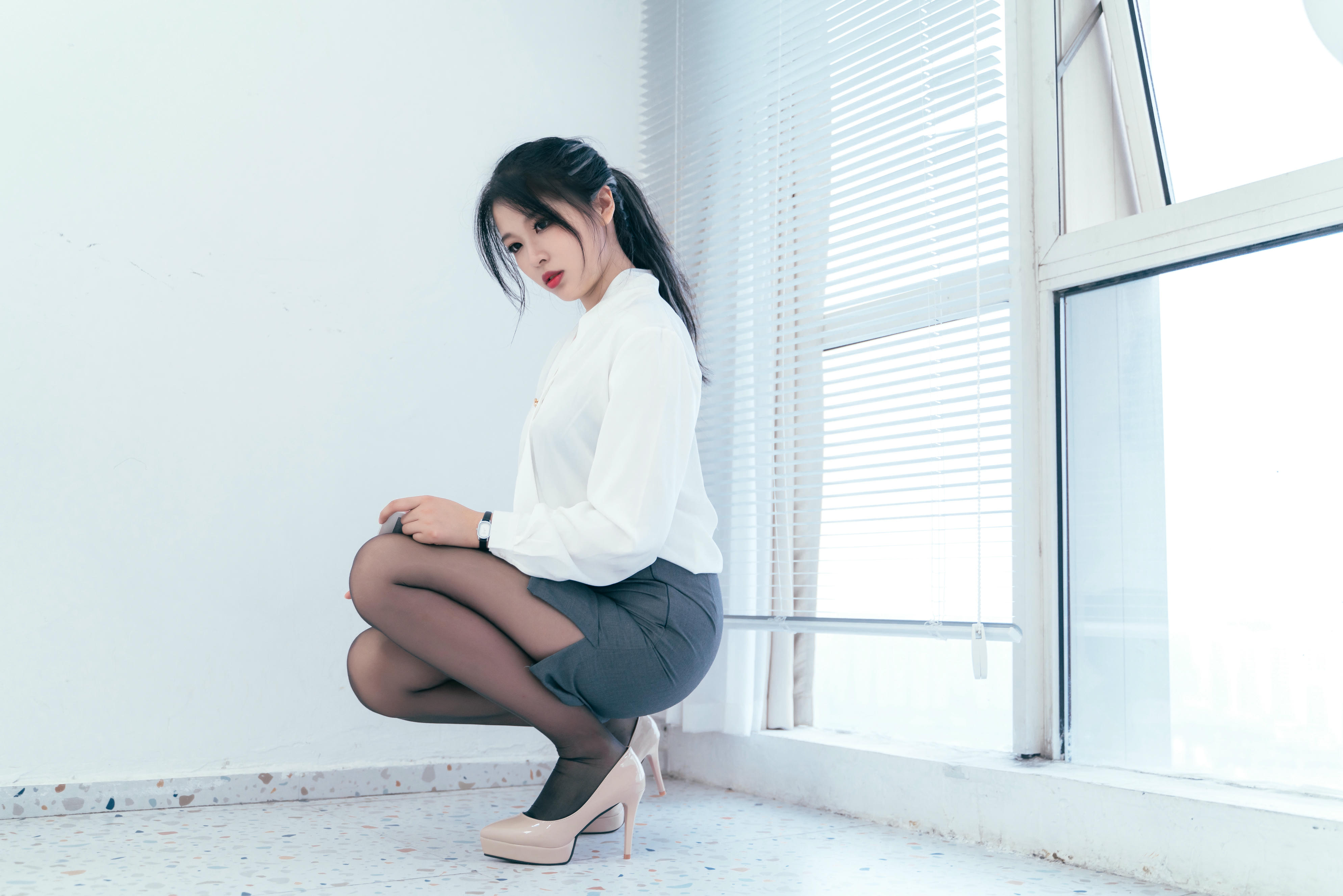 轩萧学姐 NO.008 OL [34P-556MB]_第1集