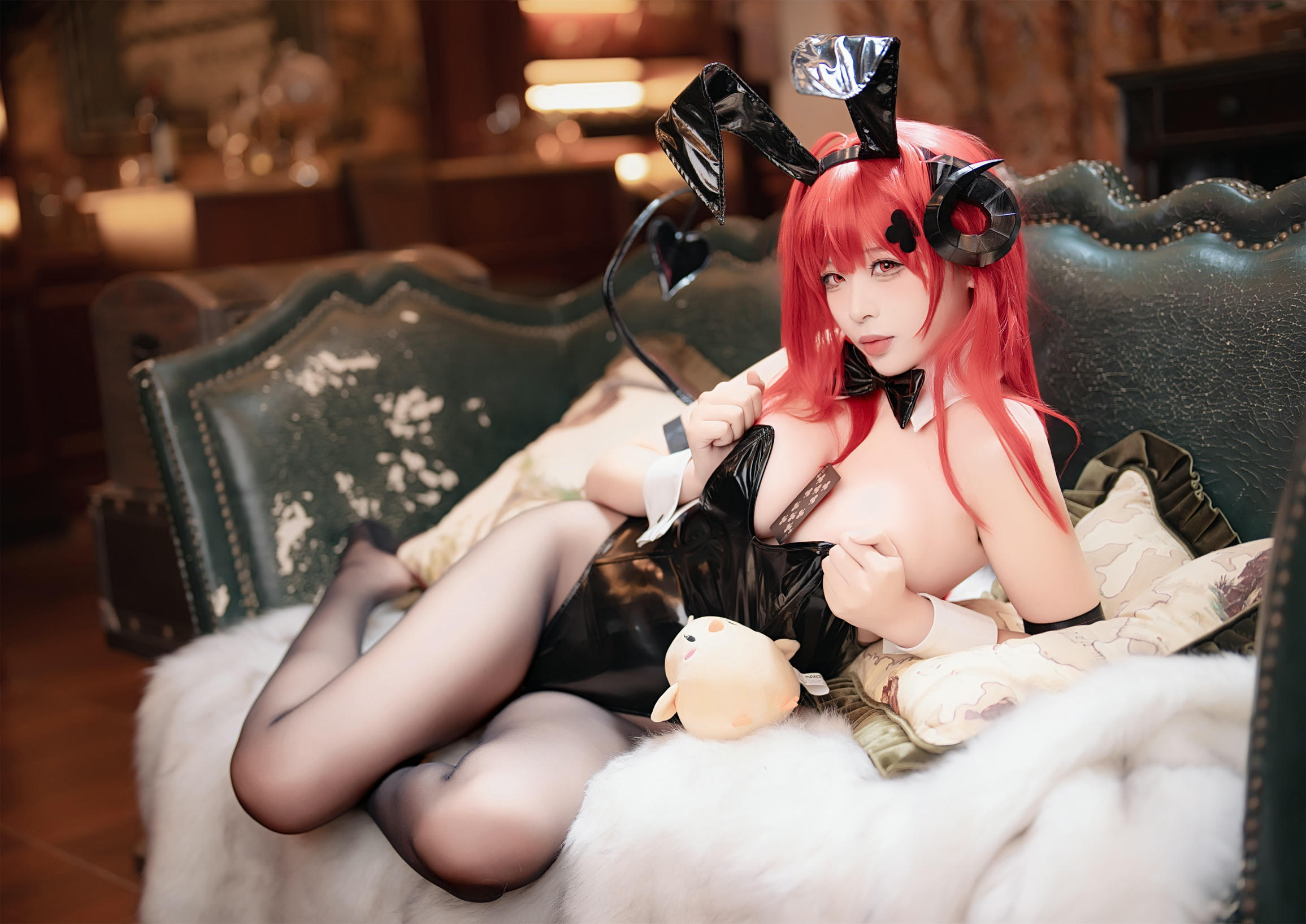 轩萧学姐 NO.074 兴登堡兔女郎 [68P1V 568MB]_第2集