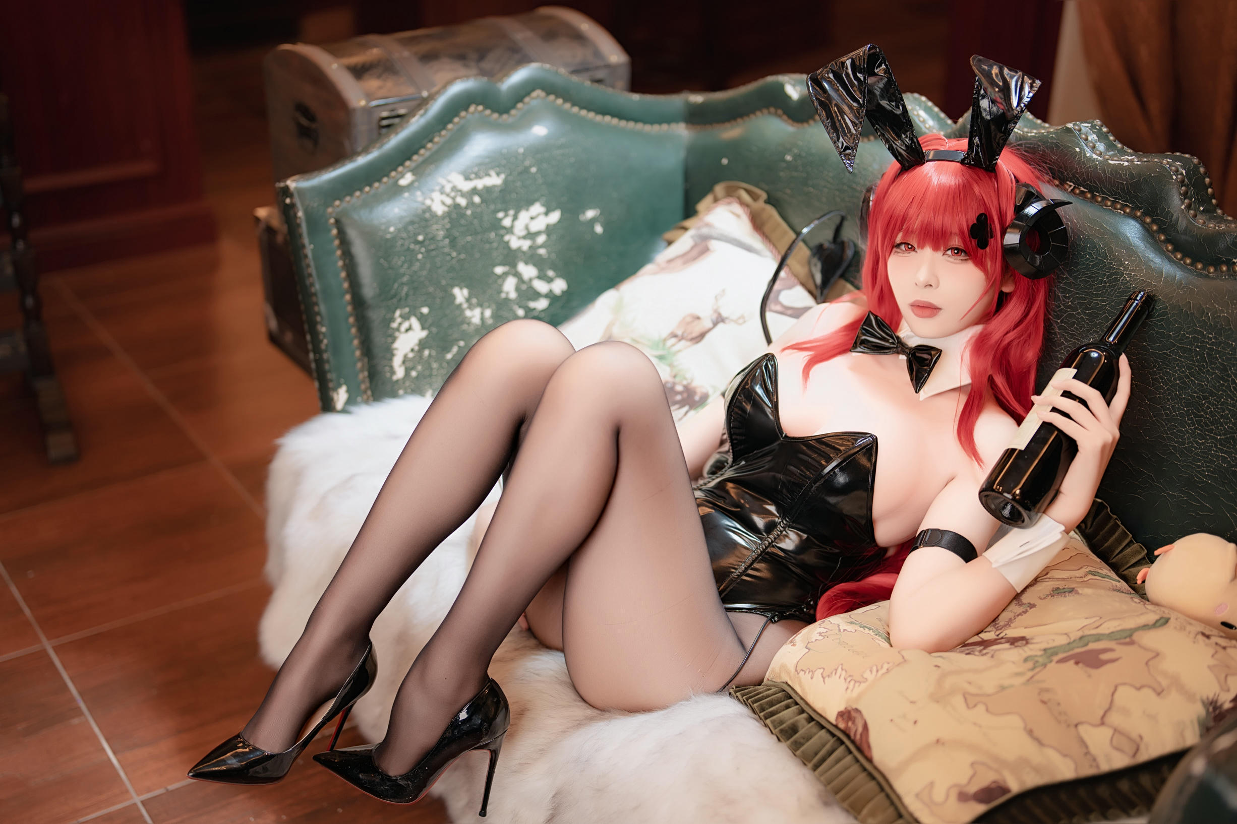 轩萧学姐 NO.074 兴登堡兔女郎 [68P1V 568MB]_第2集