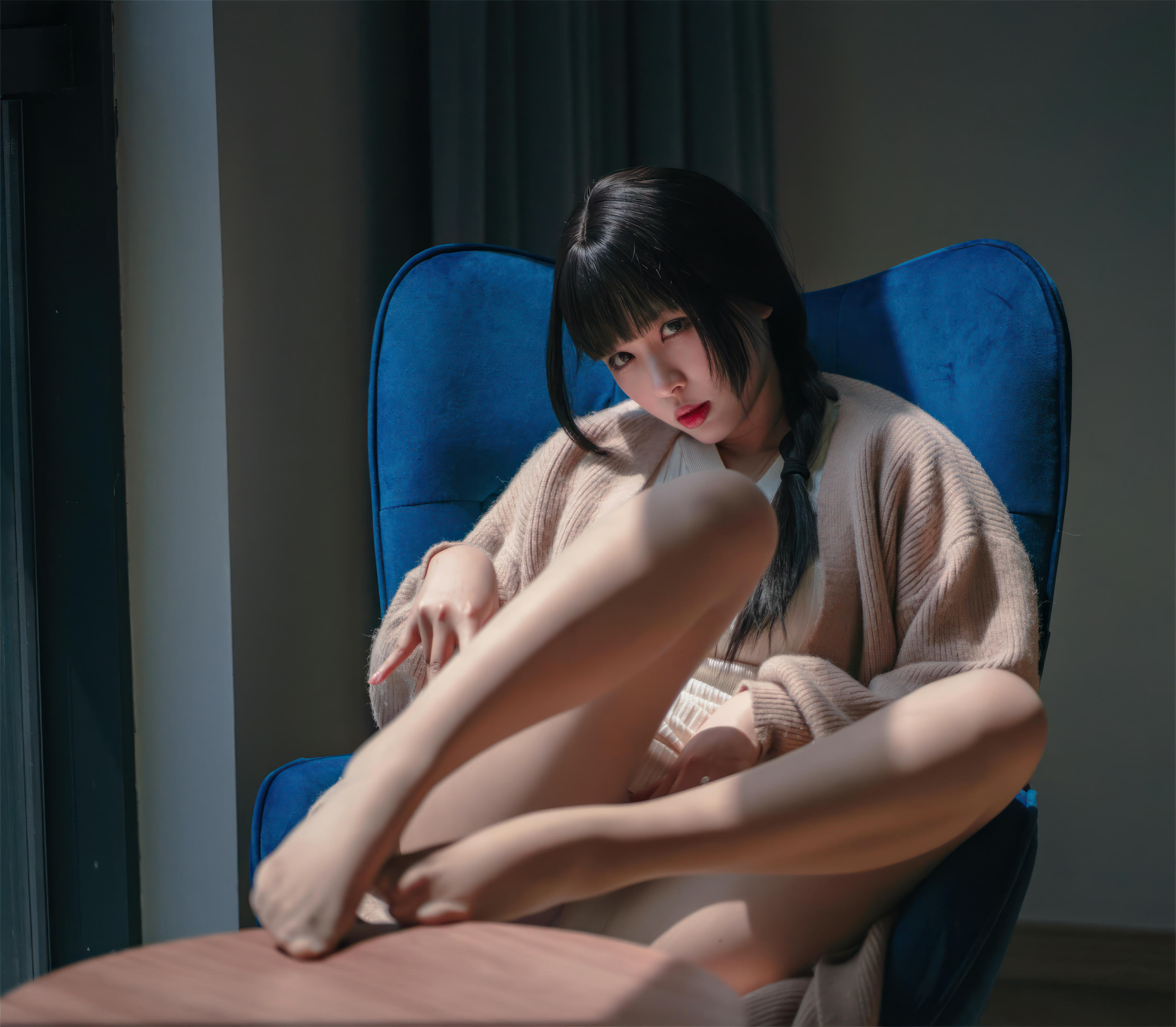 轩萧学姐 NO.076 肉丝家妻[70P-555MB]_第1集