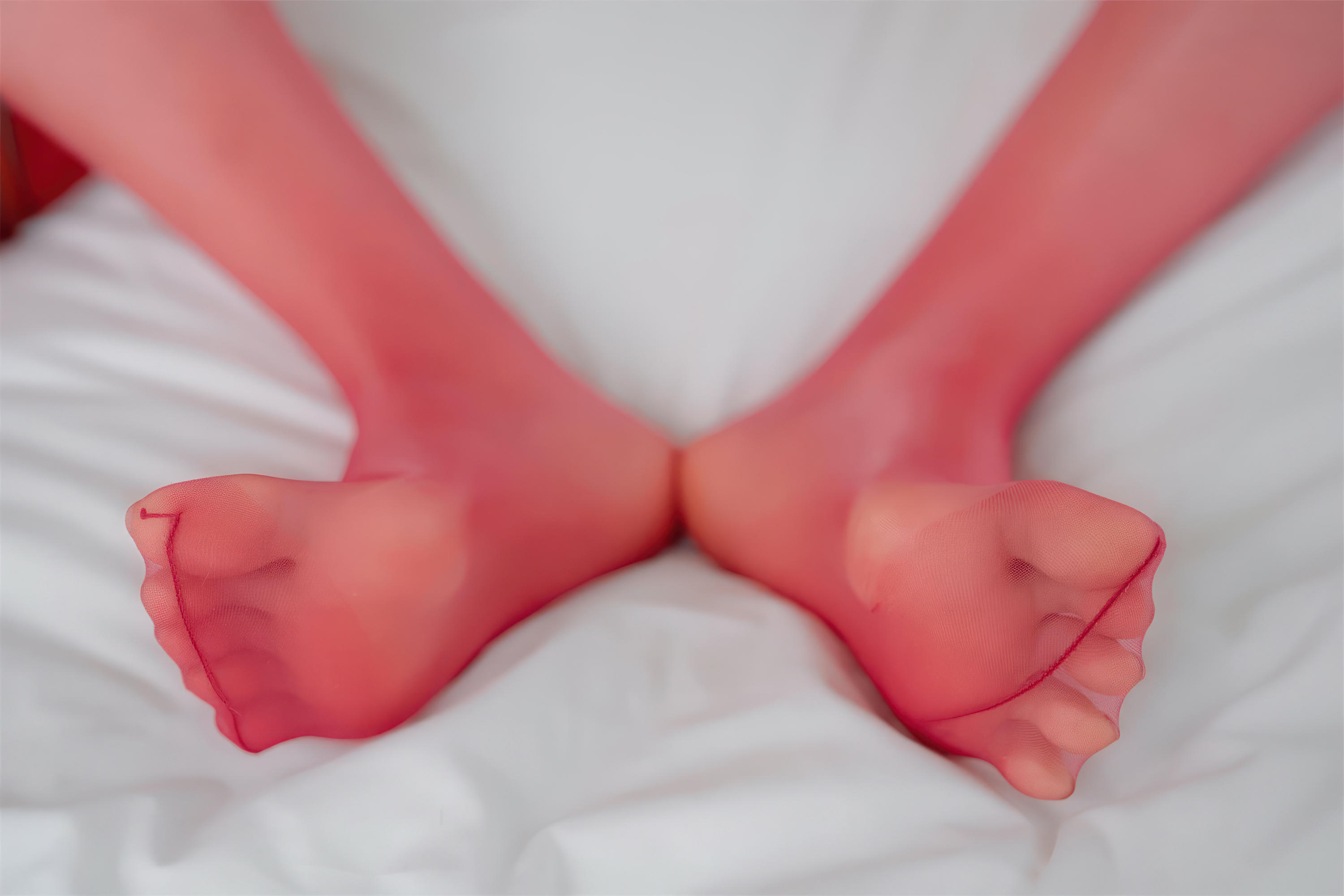 轩萧学姐 NO.086 2024圣诞红丝兔女郎[45P-281.9M]_第3集