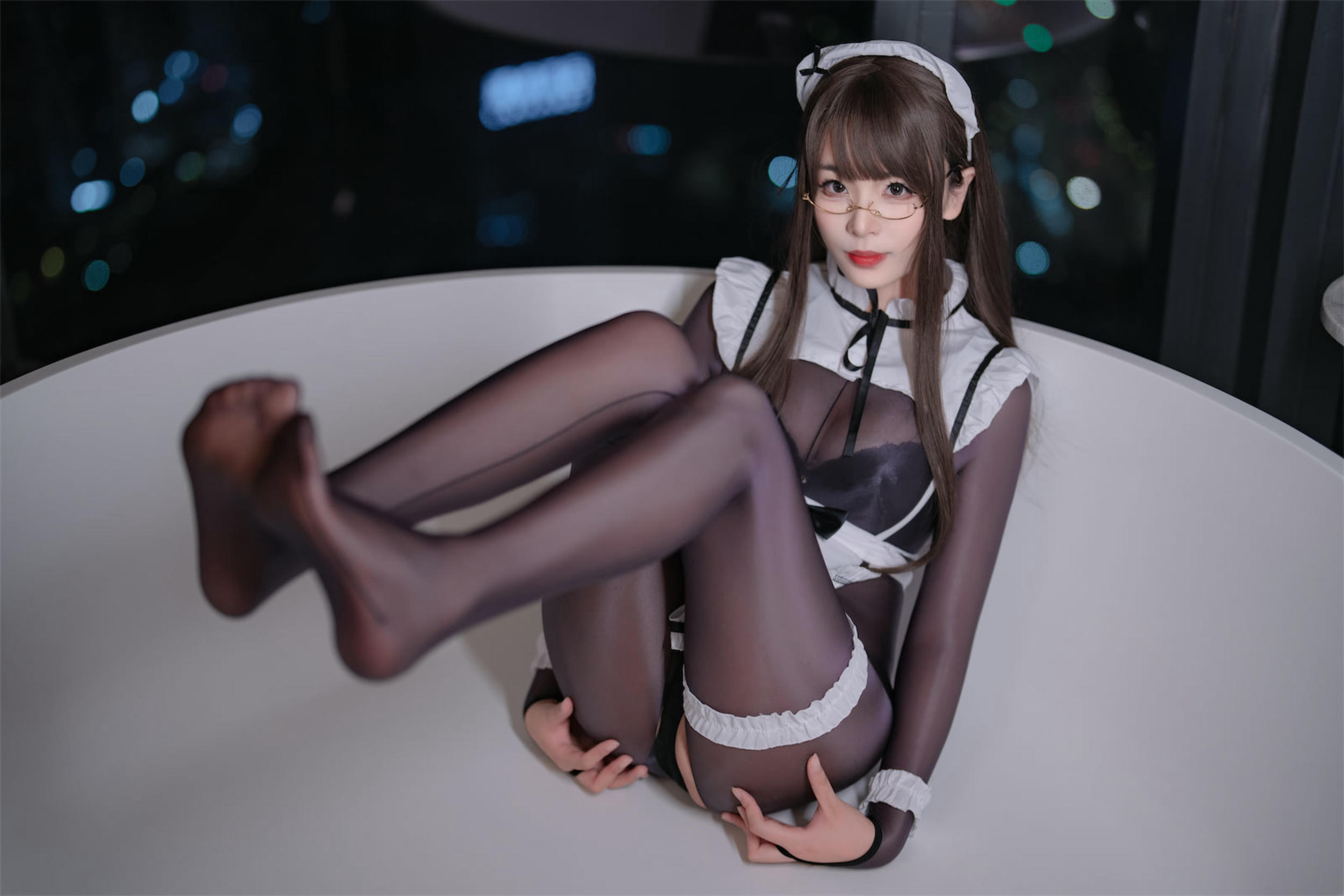 轩萧学姐 NO.087 连体丝女仆[90P 367.9M]_第1集