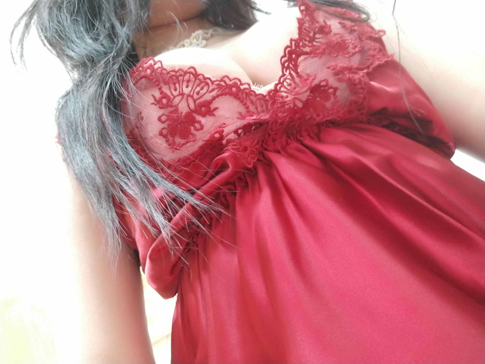 轩萧学姐 NO.012 酒红色睡衣 [36P3V-209MB]_第1集