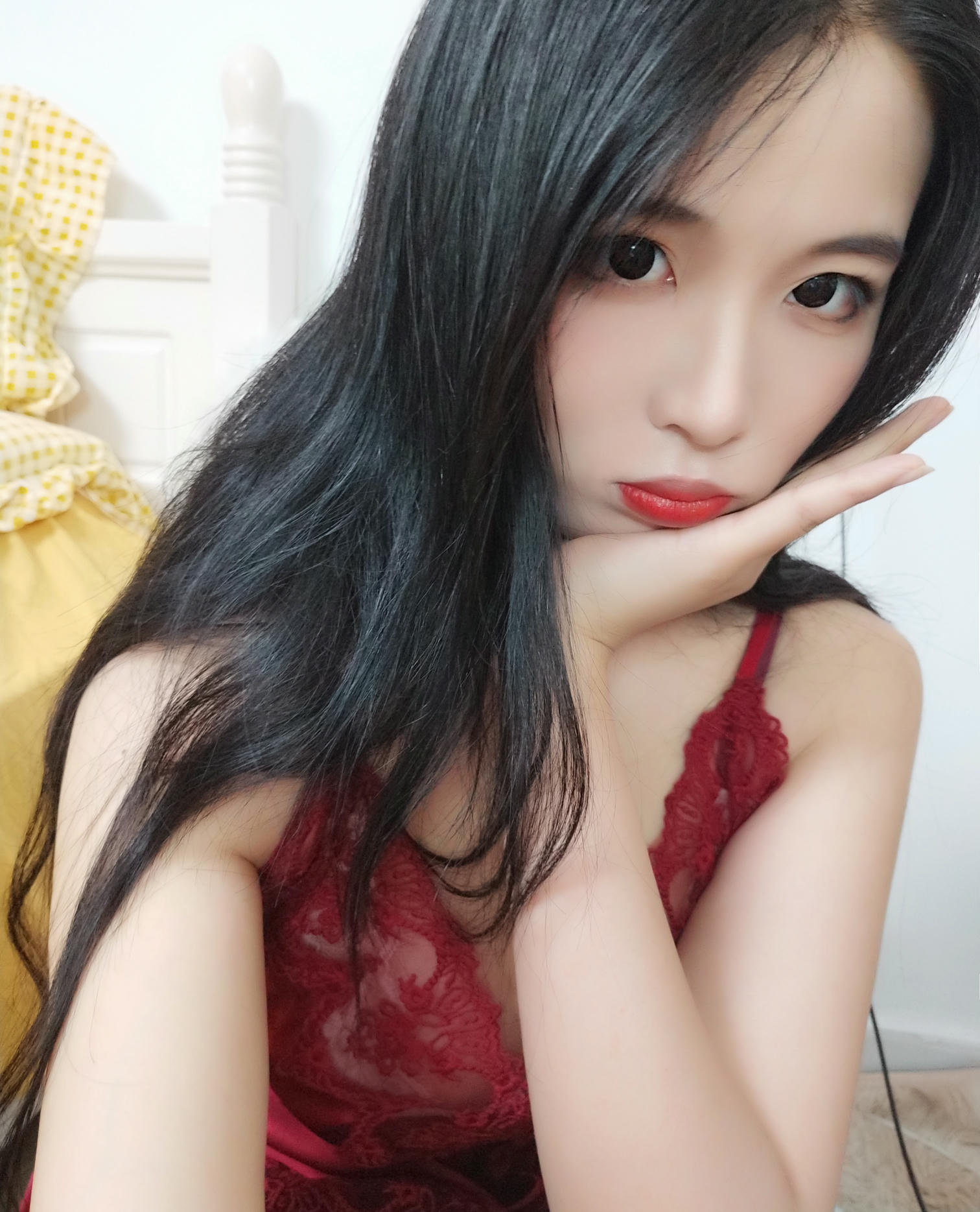 轩萧学姐 NO.012 酒红色睡衣 [36P3V-209MB]_第1集