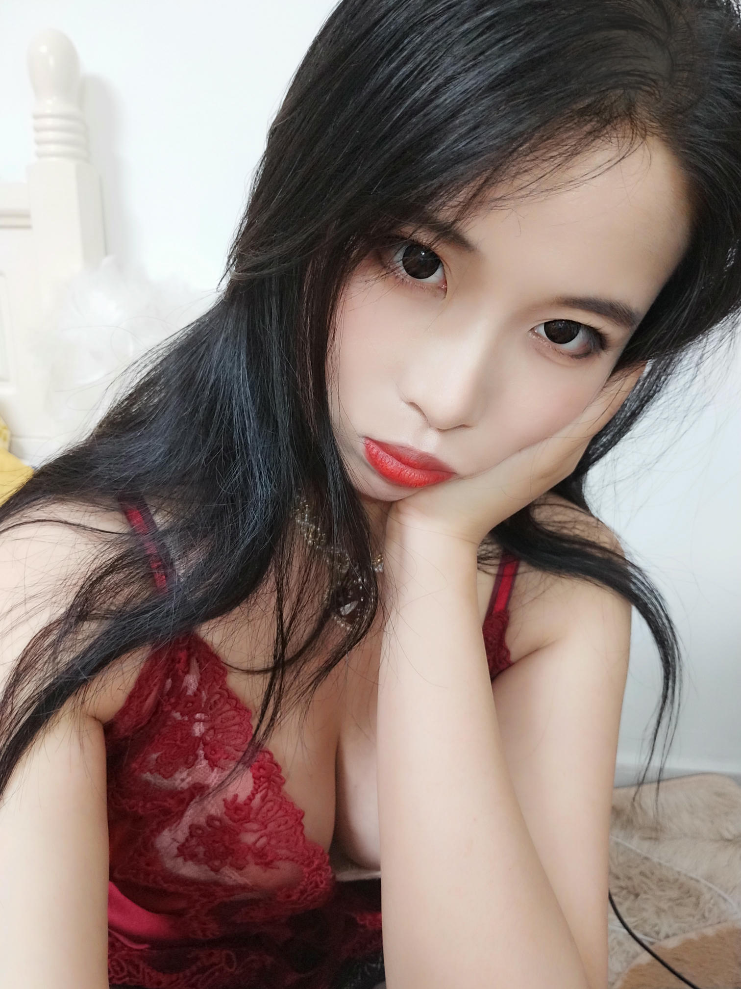 轩萧学姐 NO.012 酒红色睡衣 [36P3V-209MB]_第1集