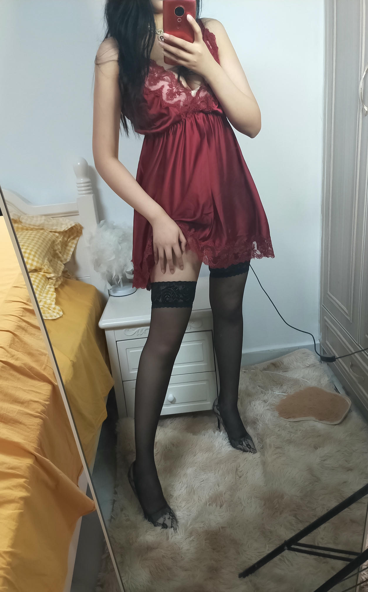 轩萧学姐 NO.012 酒红色睡衣 [36P3V-209MB]_第1集