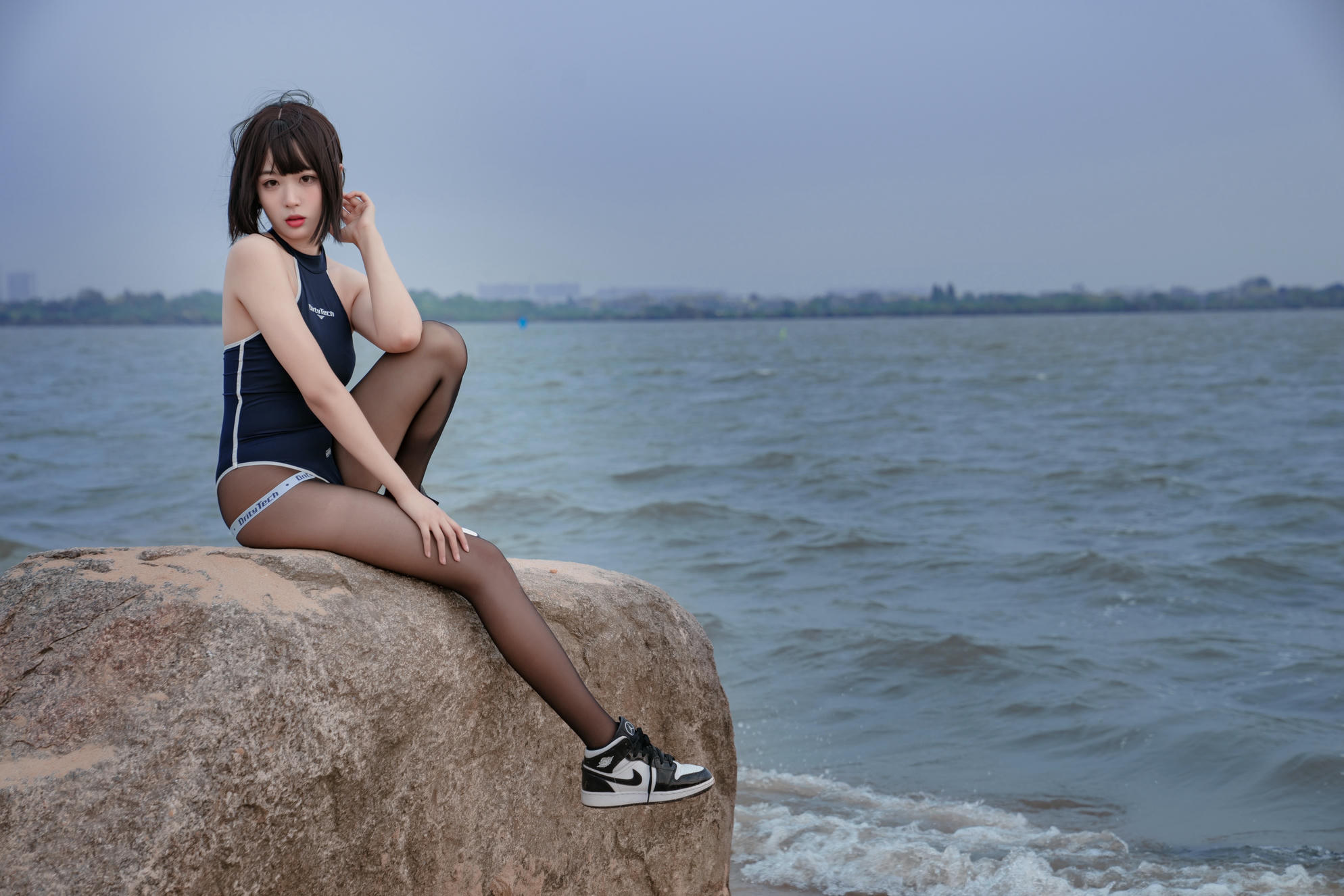 轩萧学姐 NO.017 沙滩竞泳 [45P-68MB]_第3集